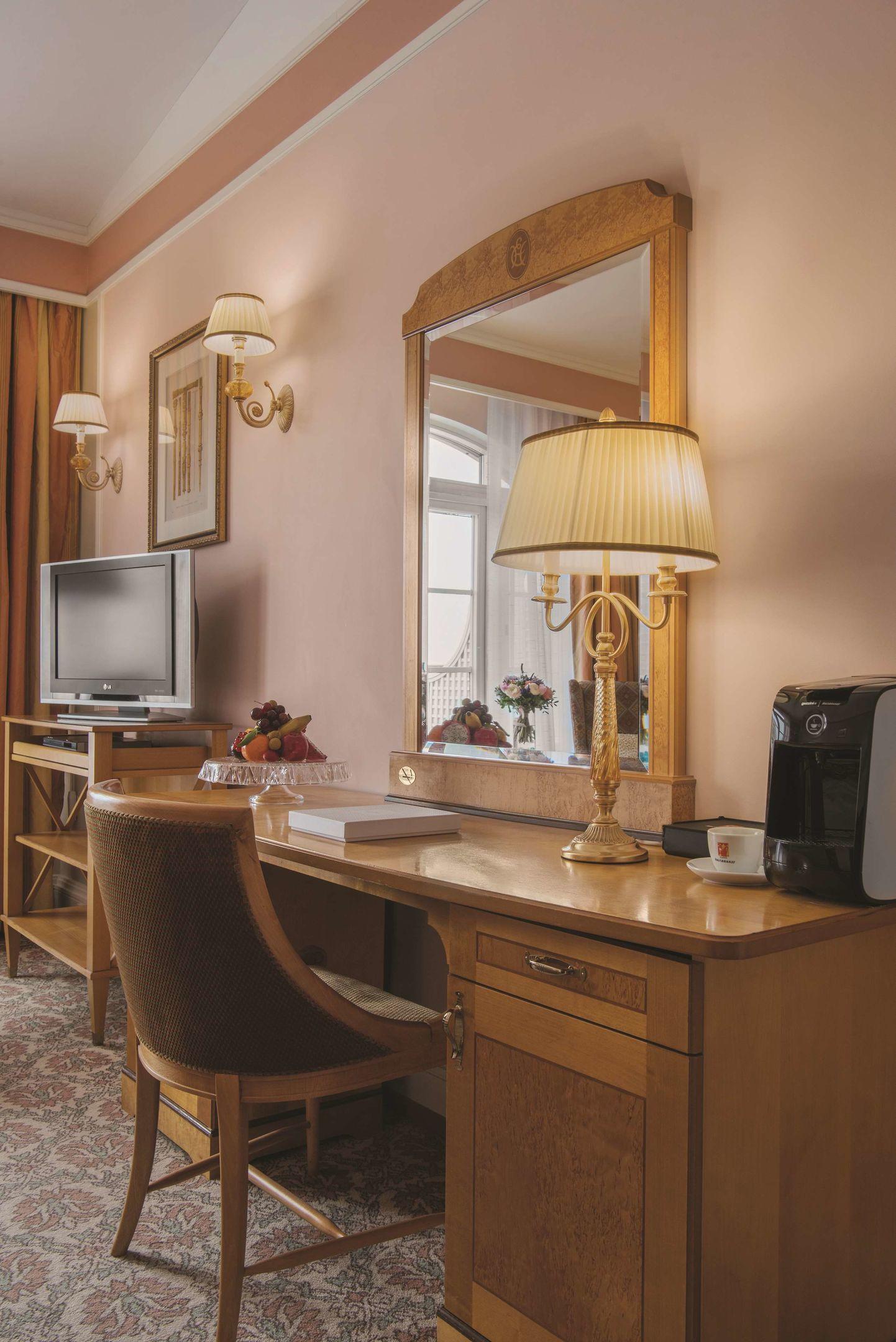 Grand Hotel Europe, A Belmond Hotel — photo 5