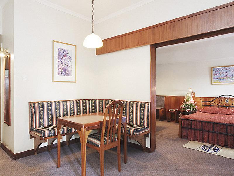 Sentrim 680 Hotel — photo 5