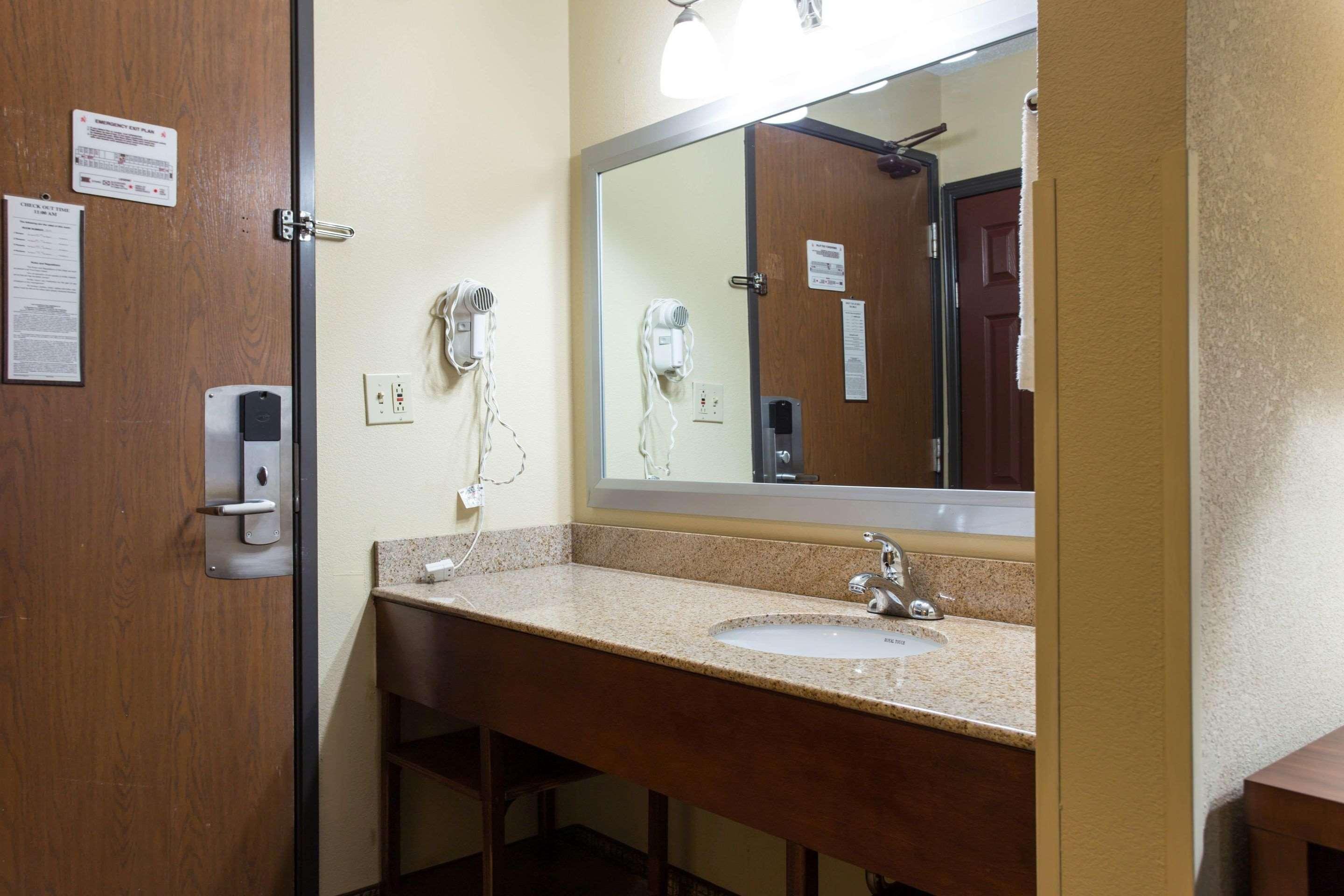 Comfort Inn Columbia — photo 4