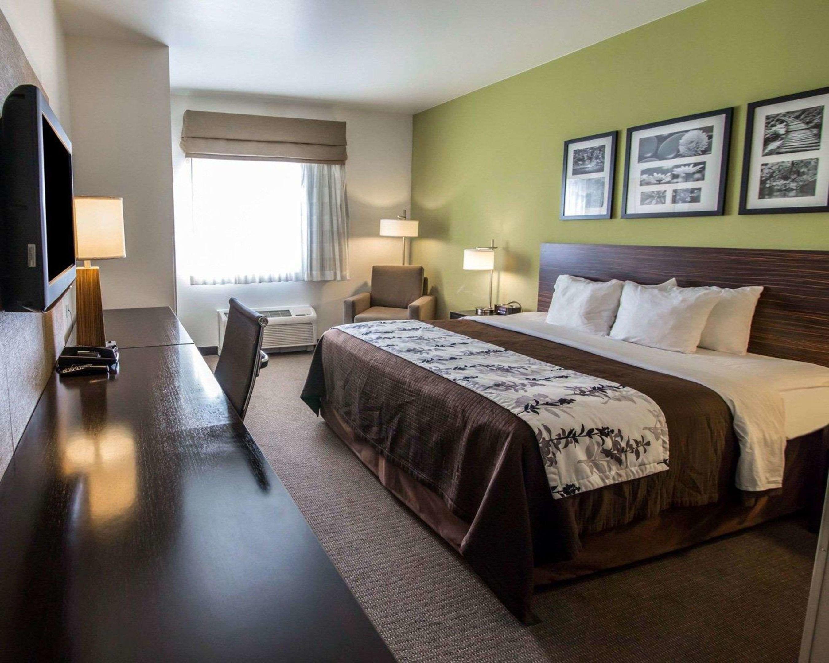 Sleep Inn & Suites — photo 4