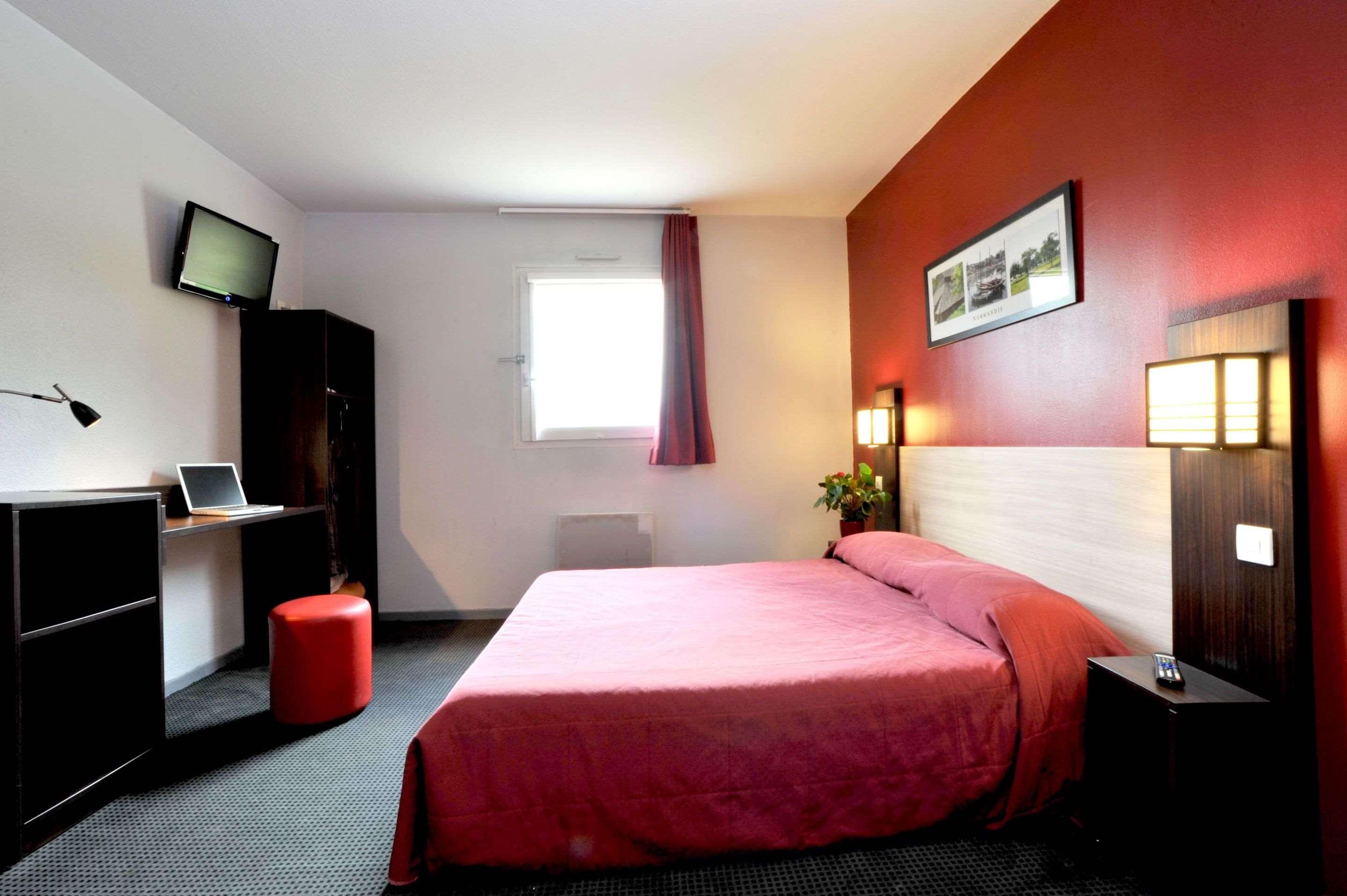 Brit Hotel Saint-Quentin — photo 4