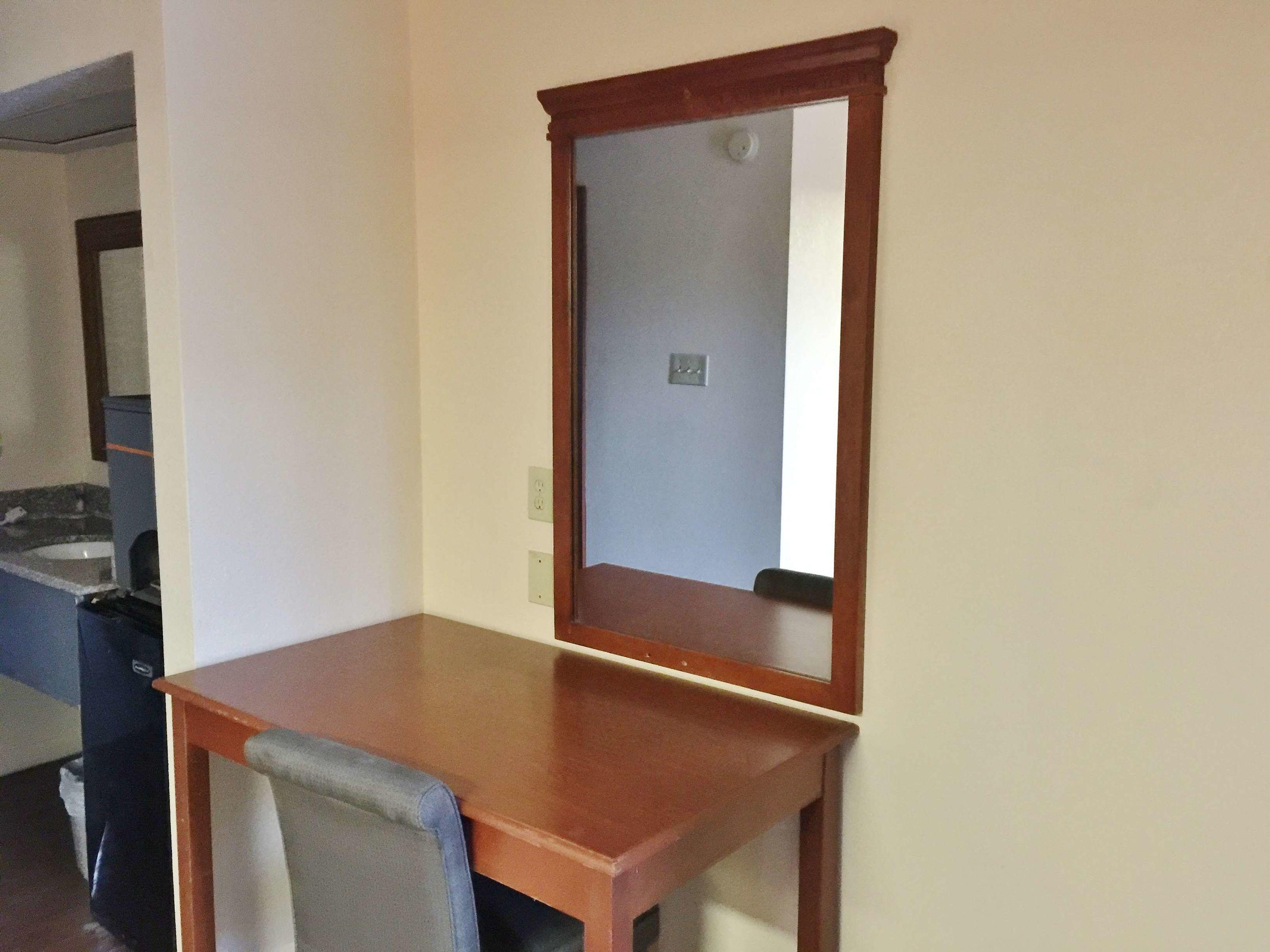 Americas Best Value Inn Vicksburg — photo 4