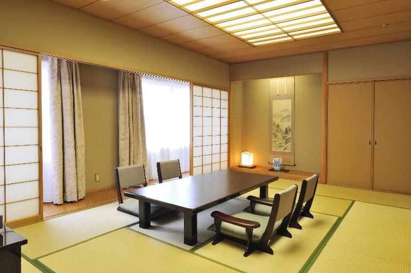 Palace Tachikawa — photo 4