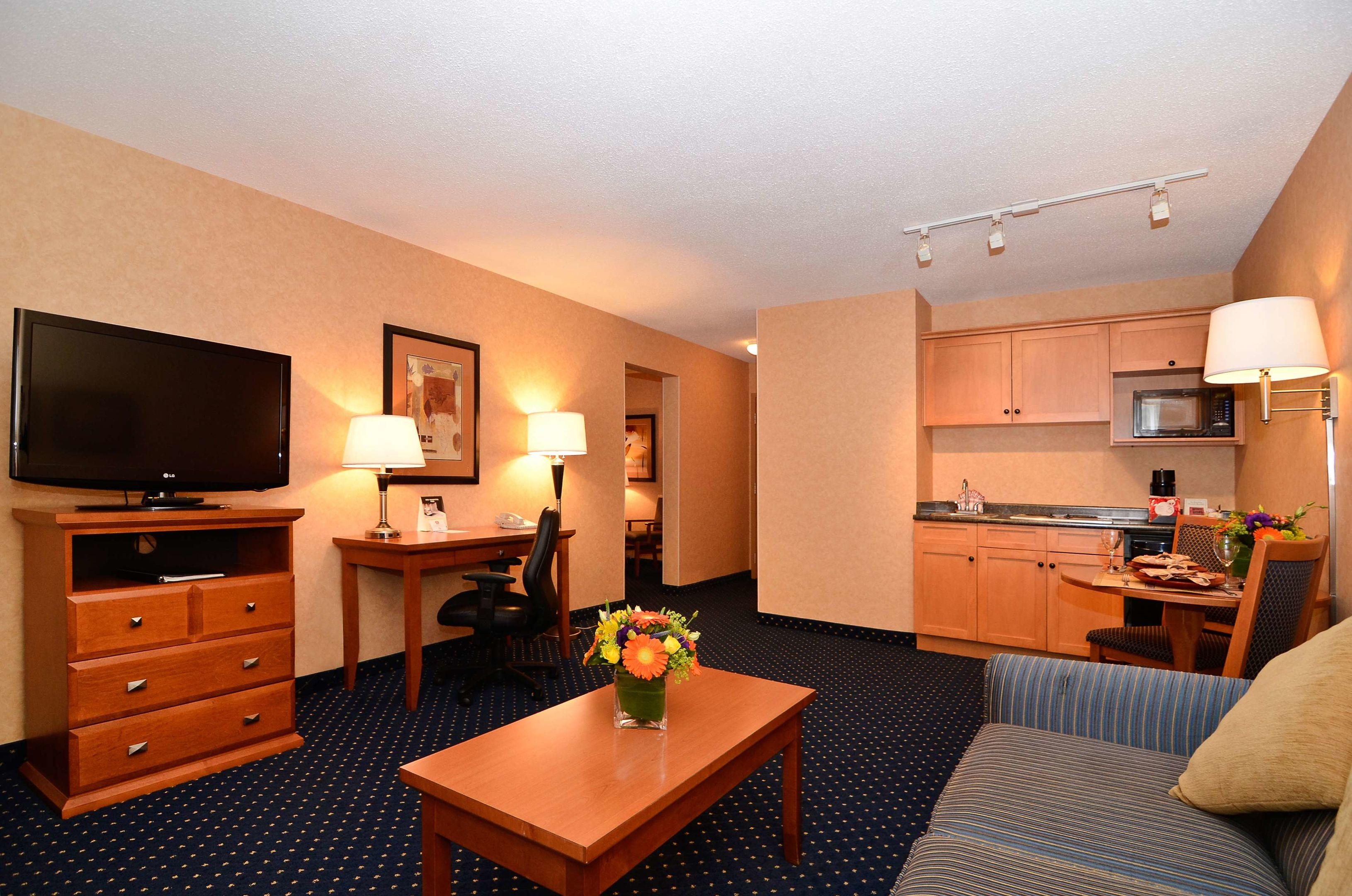 Best Western Plus Langley Inn — photo 5