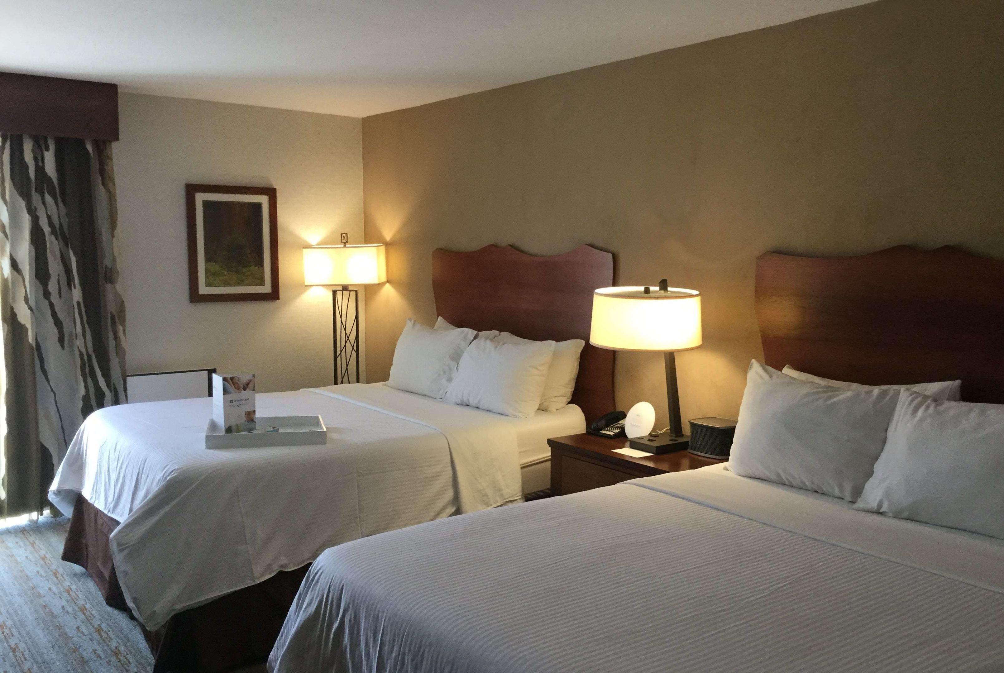 Wyndham Visalia — photo 5