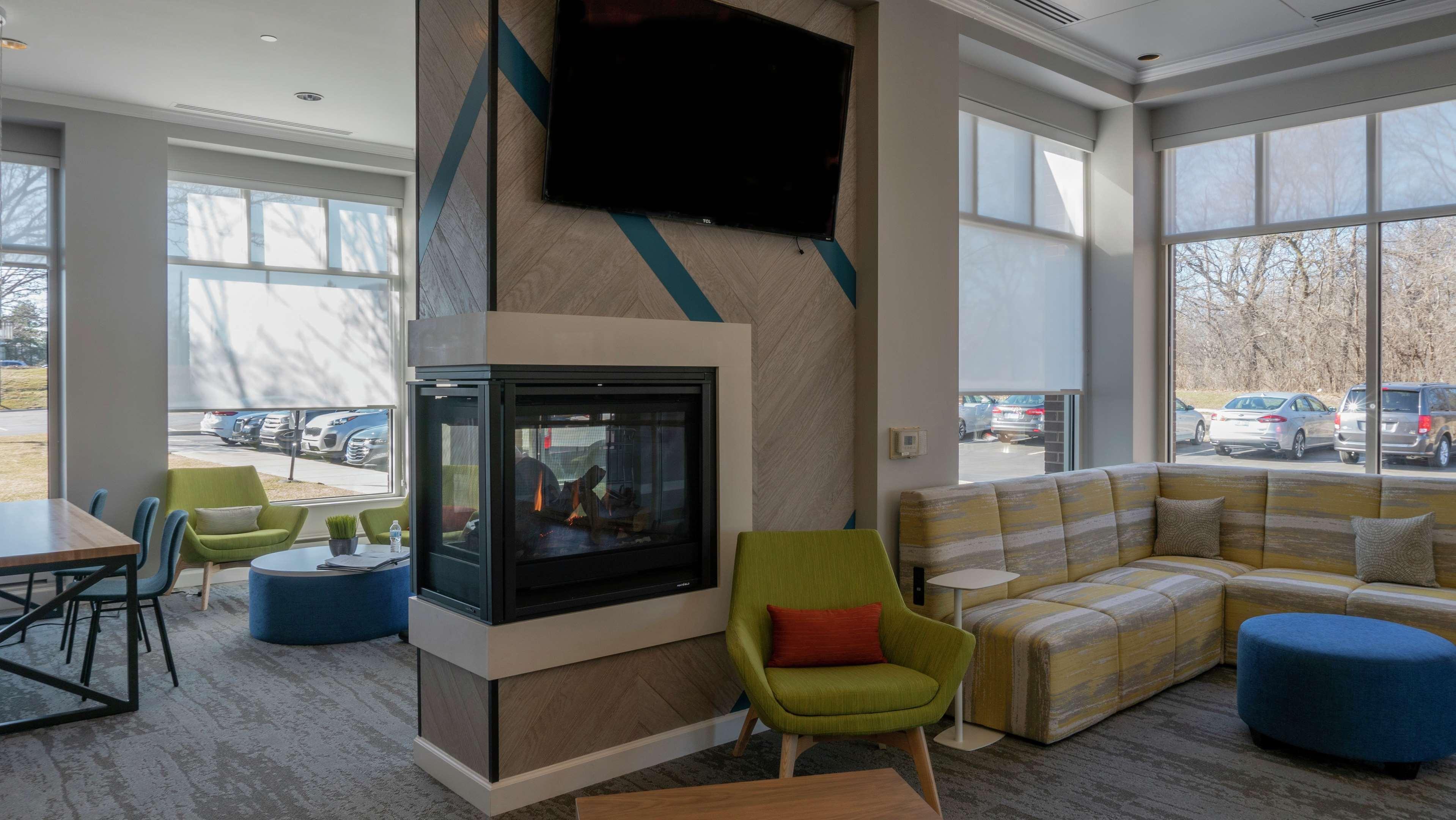 Hilton Garden Inn Plymouth — photo 5