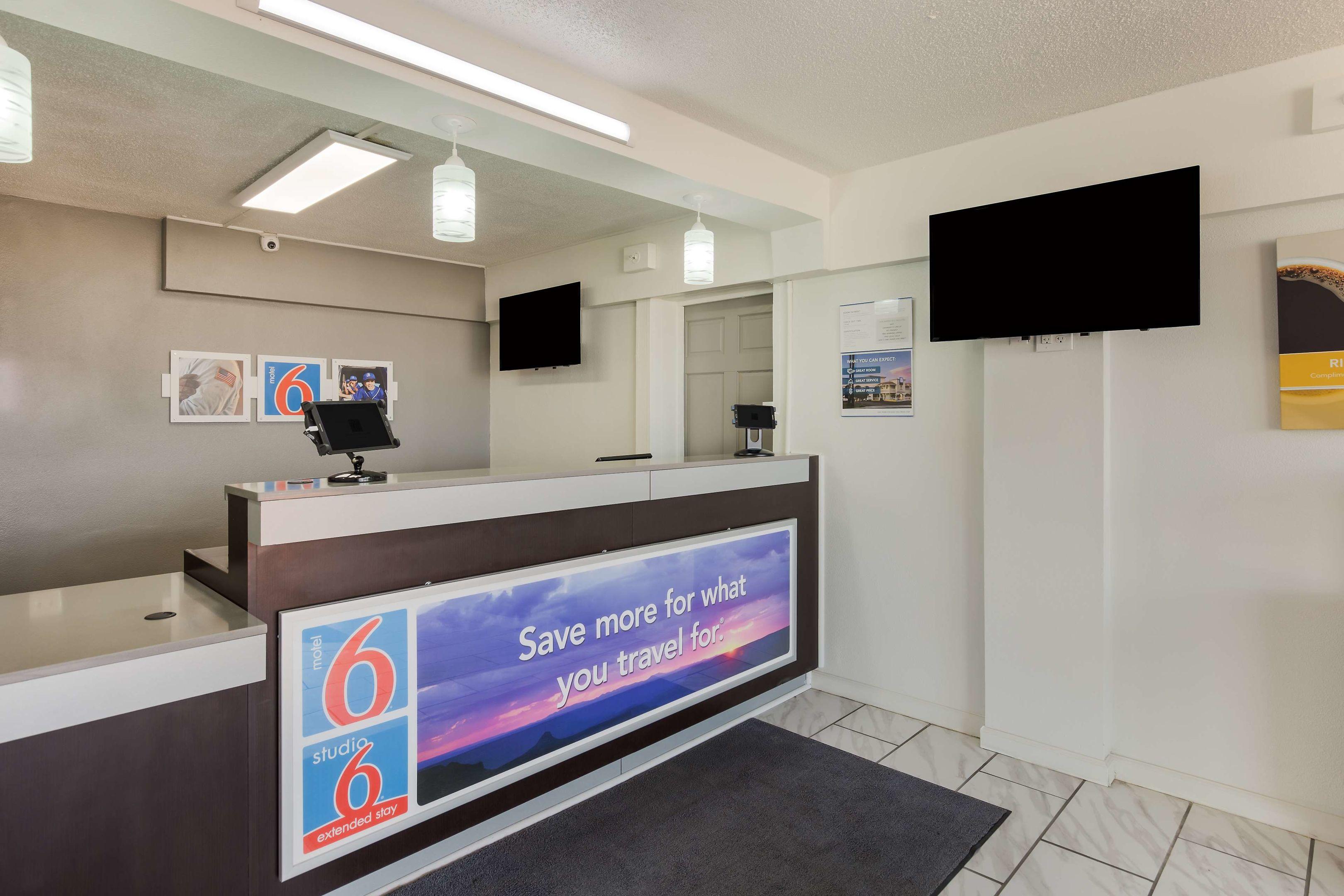 Motel 6 Temple, TX — photo 4