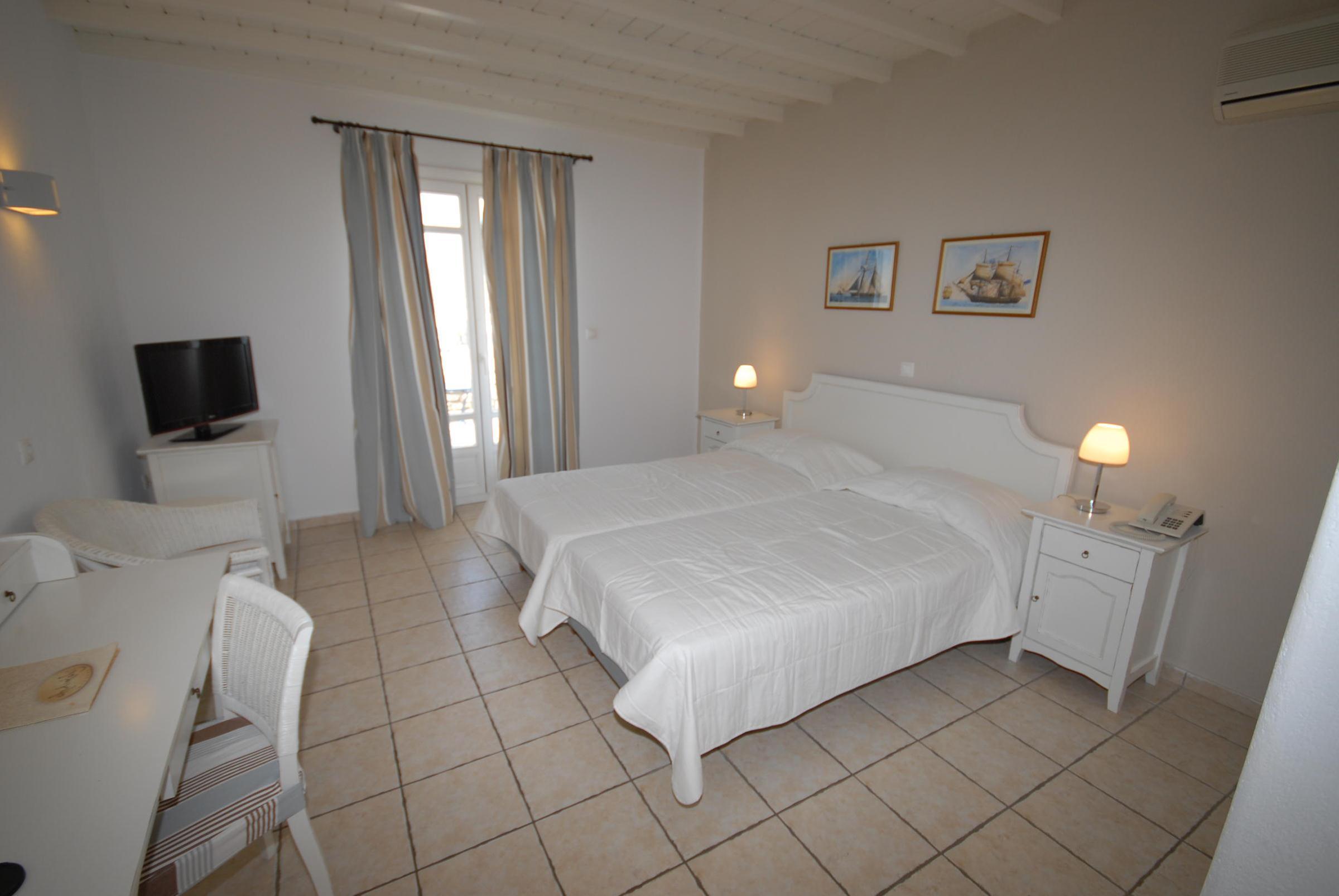 Deliades Hotel — photo 4