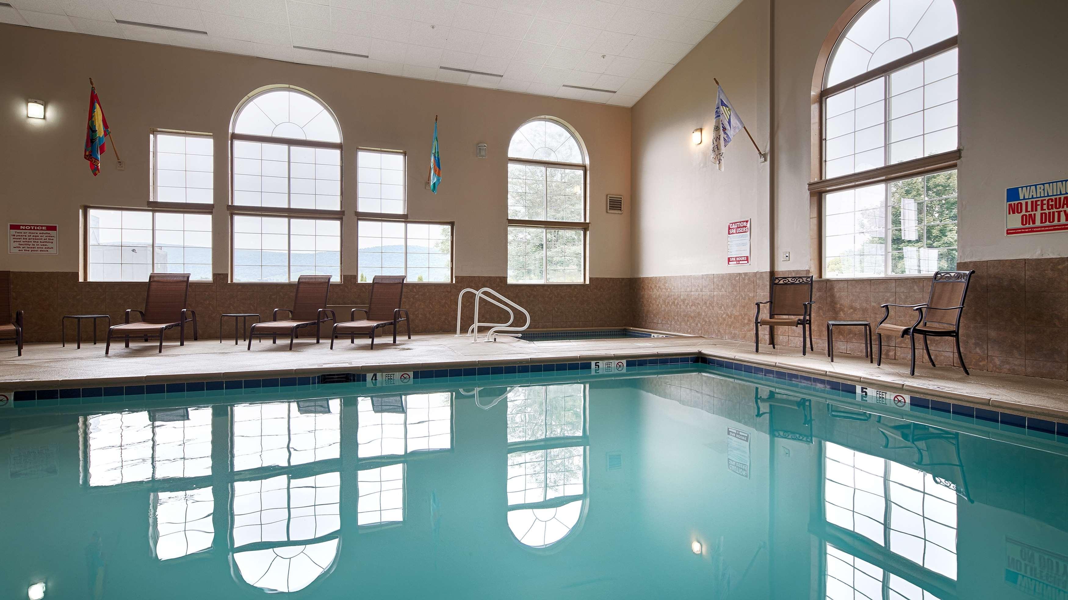 Best Western Cooperstown Inn & Suites — photo 4