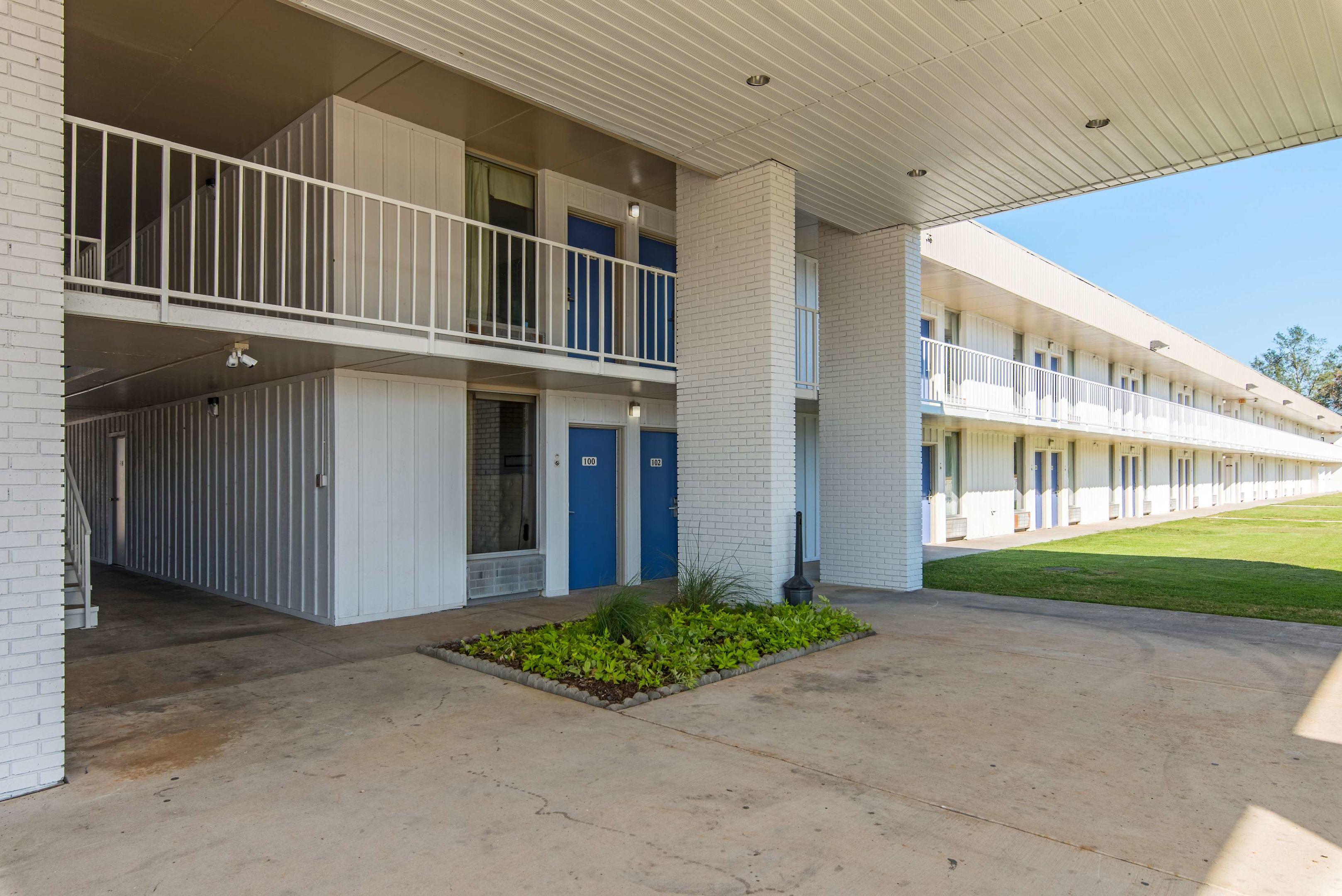 Motel 6 Hamilton, AL — photo 5