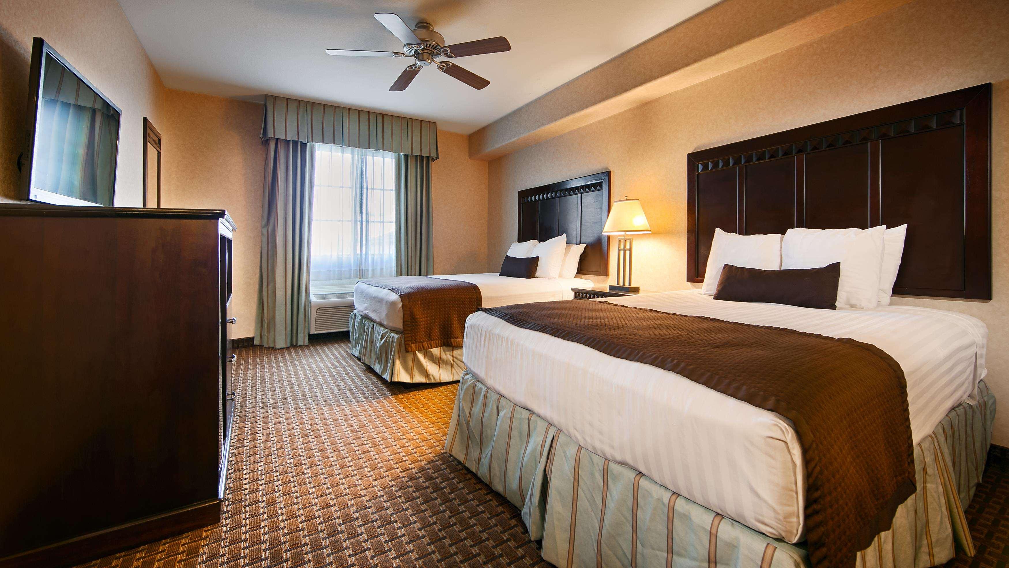 Best Western Plus Main Street Inn — photo 4