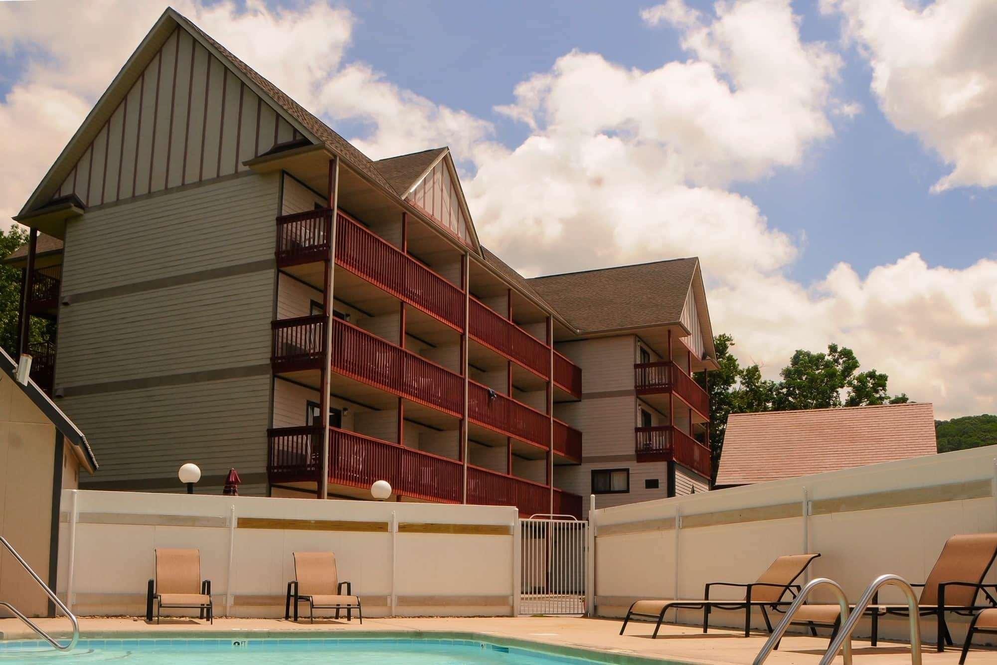 Days Inn by Wyndham Waynesville NC — photo 3