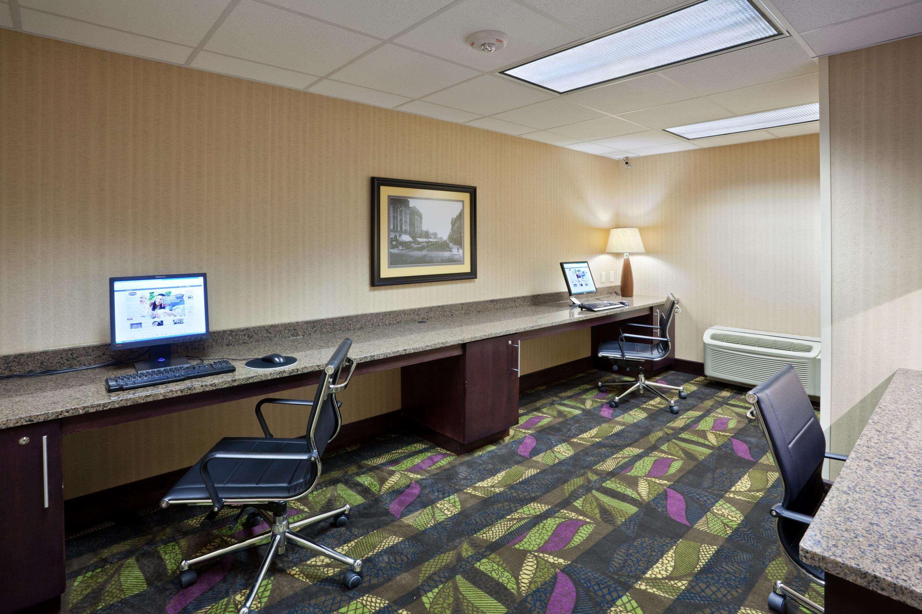 Hampton Inn Sioux Falls — photo 5