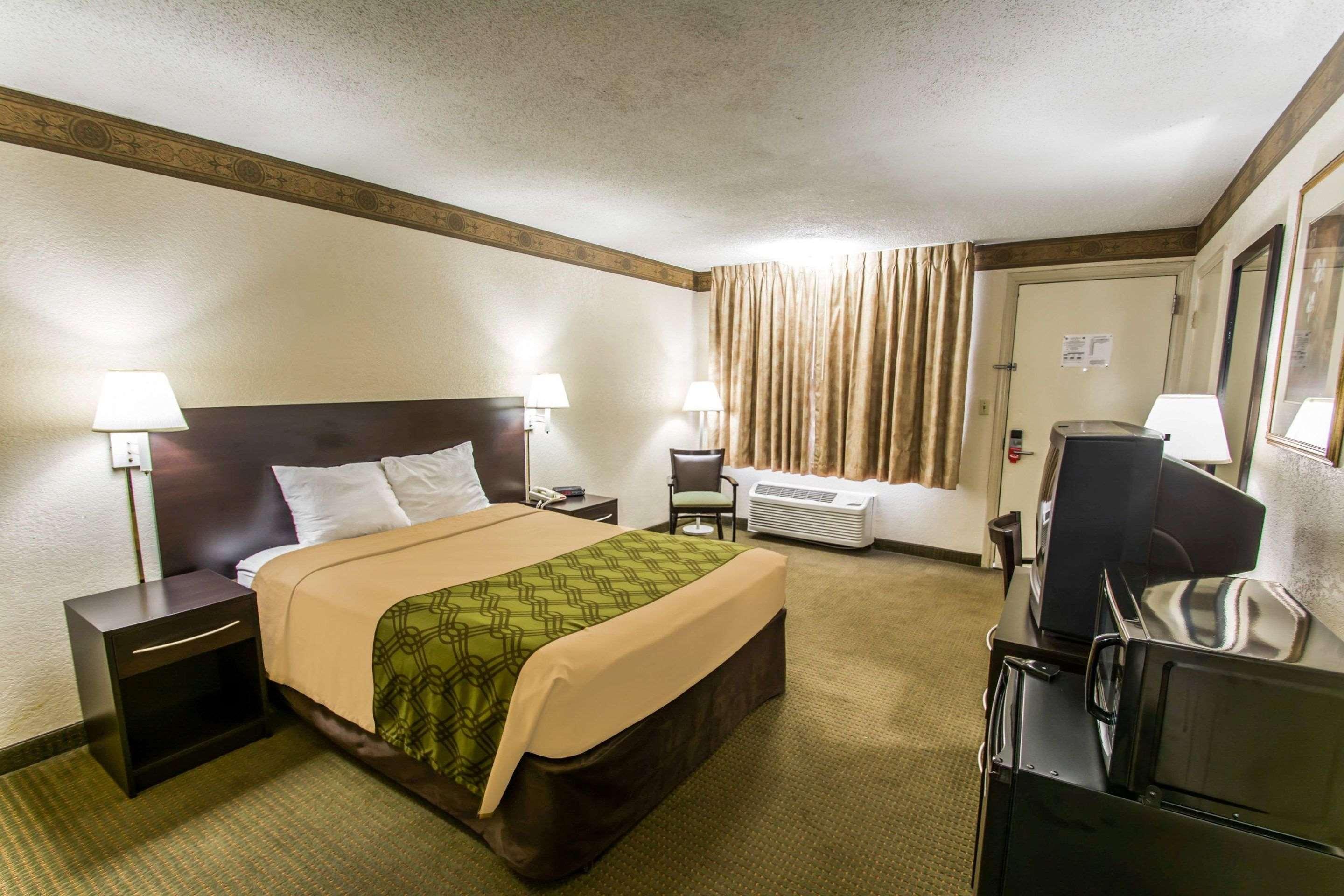 Econo Lodge — photo 5
