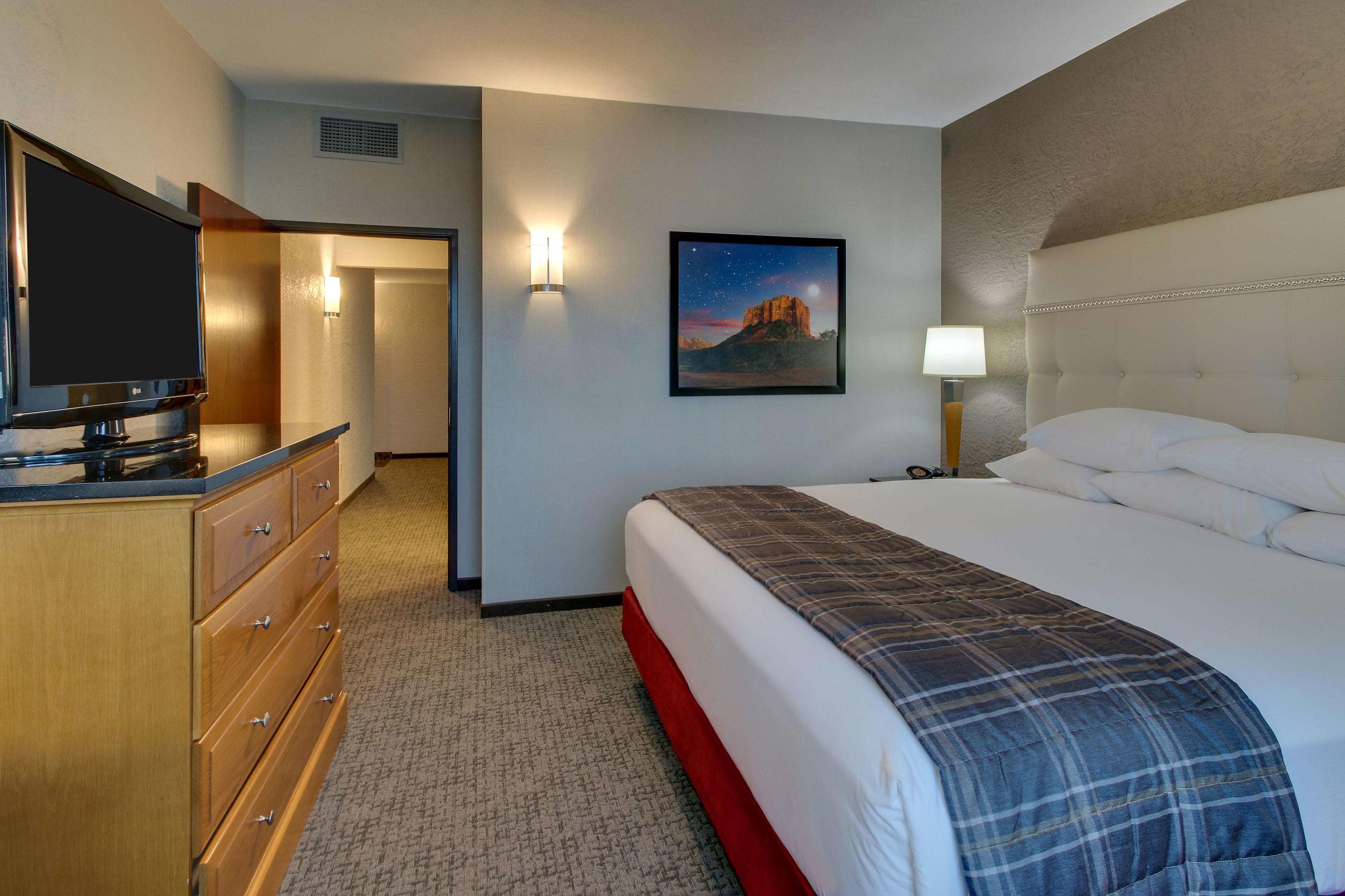Drury Inn & Suites Happy Valley Phoenix — photo 4