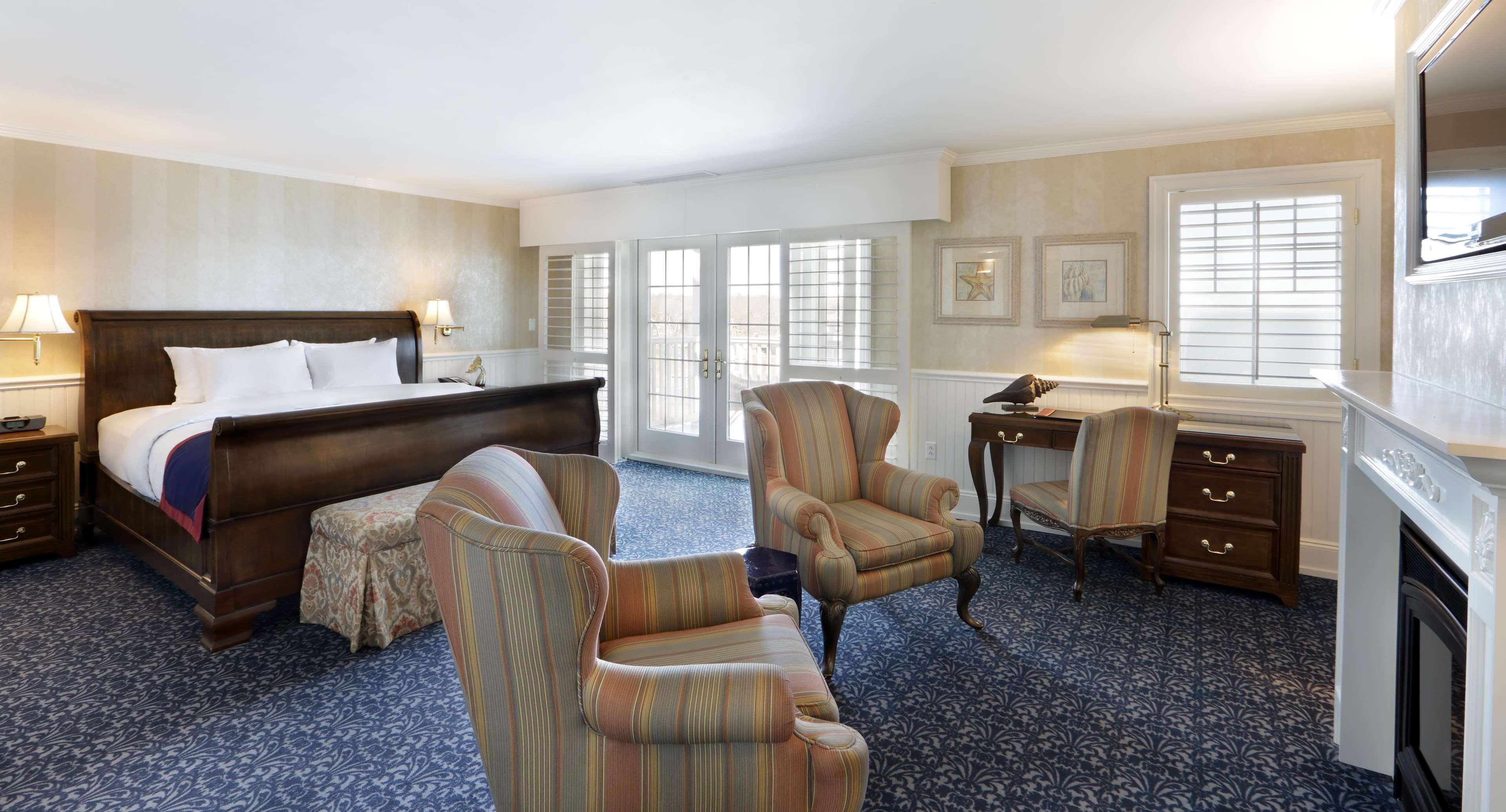 Madison Beach Hotel, Curio Collection by Hilton — photo 5