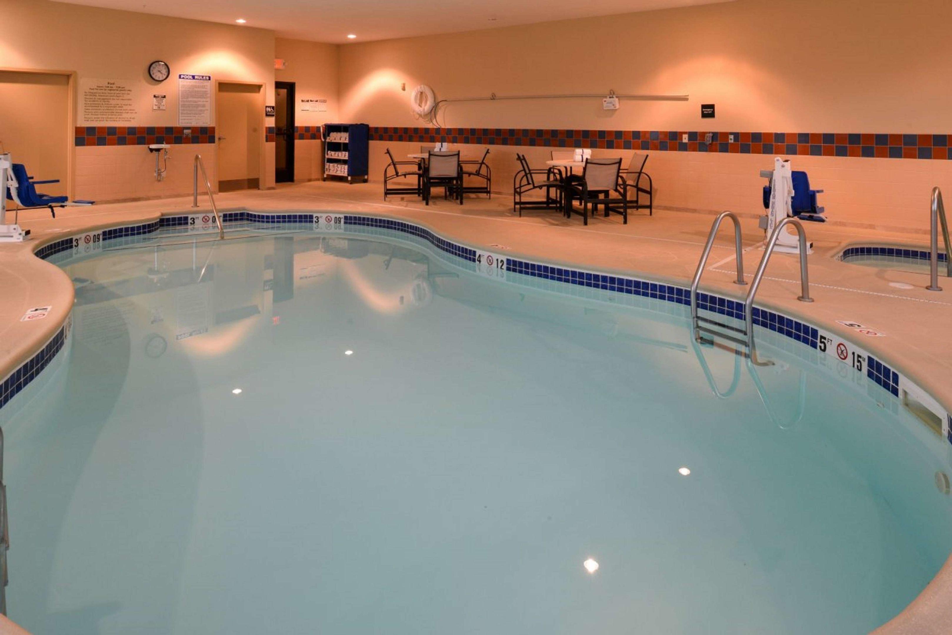 Hampton Inn Lincoln — photo 4