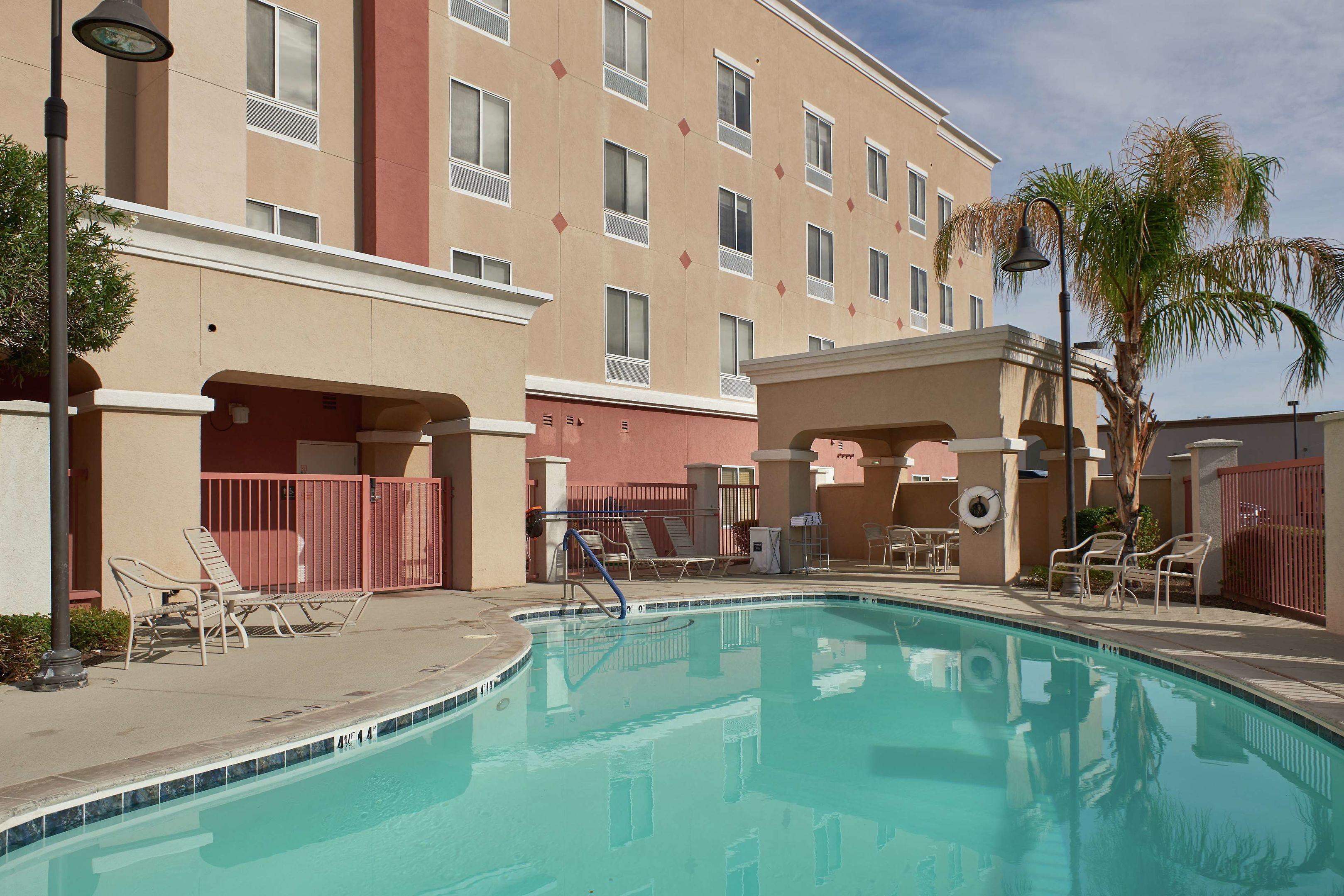 Hampton Inn & Suites Phoenix-Surprise — photo 5