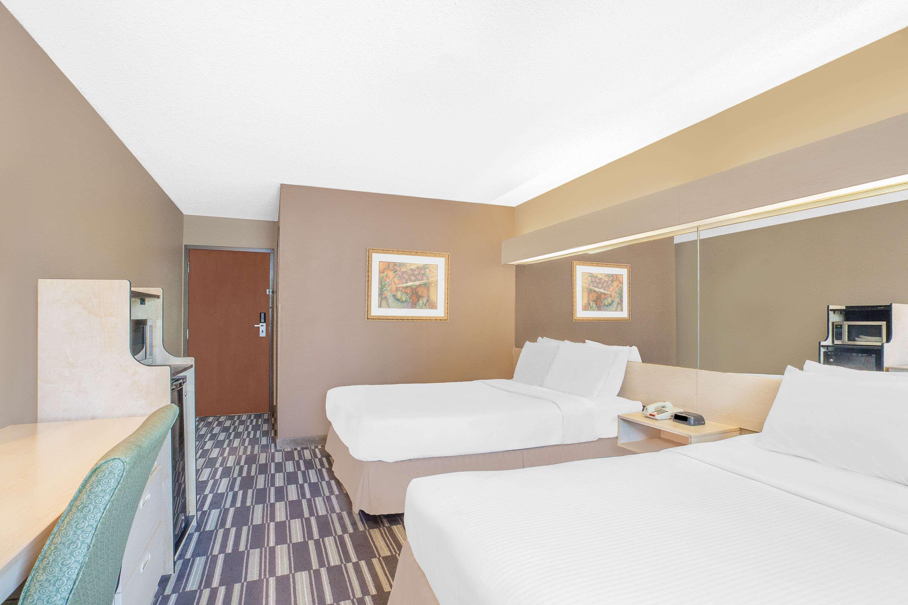Microtel Inn & Suites by Wyndham Salisbury — photo 5