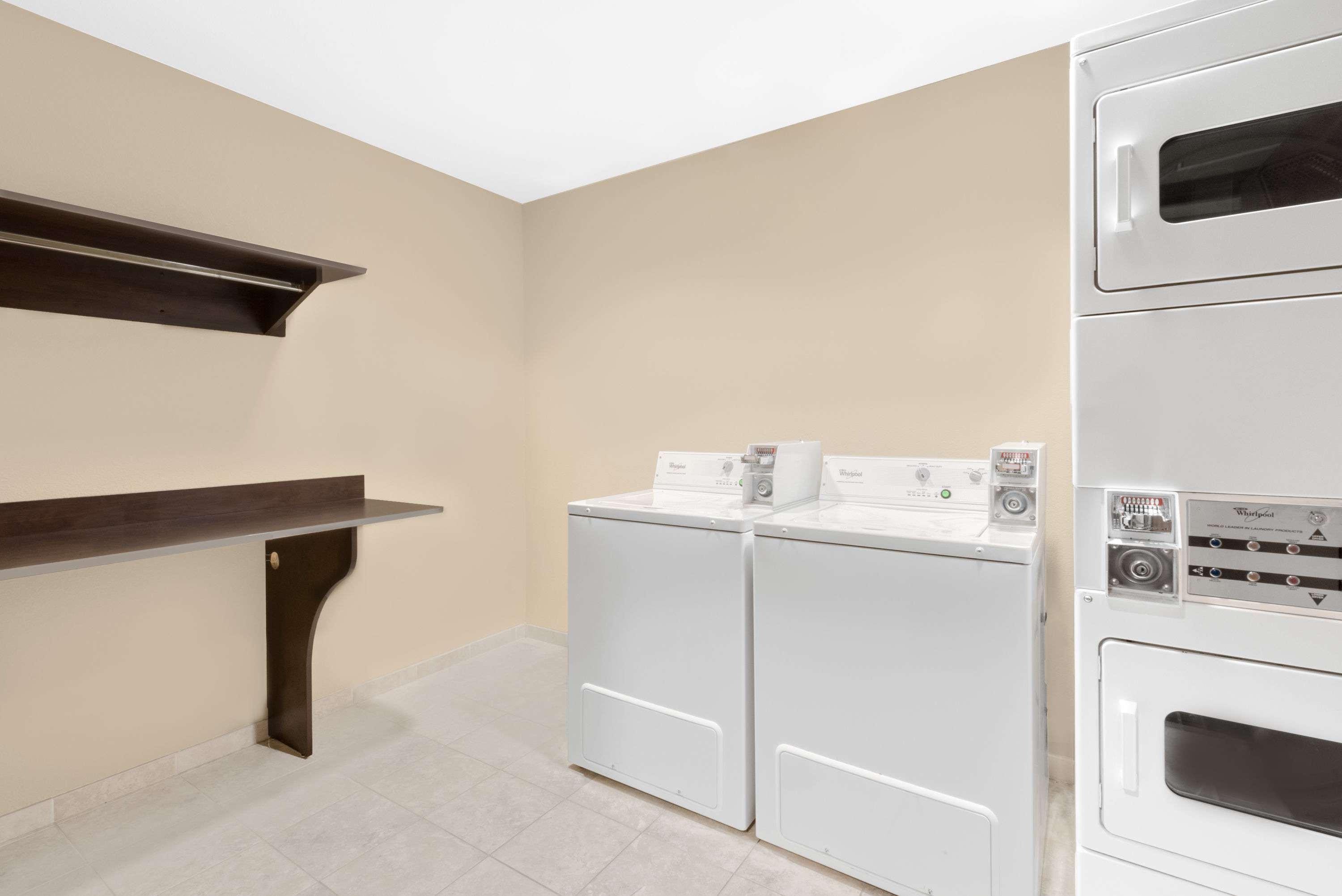Microtel Inn & Suites — photo 4