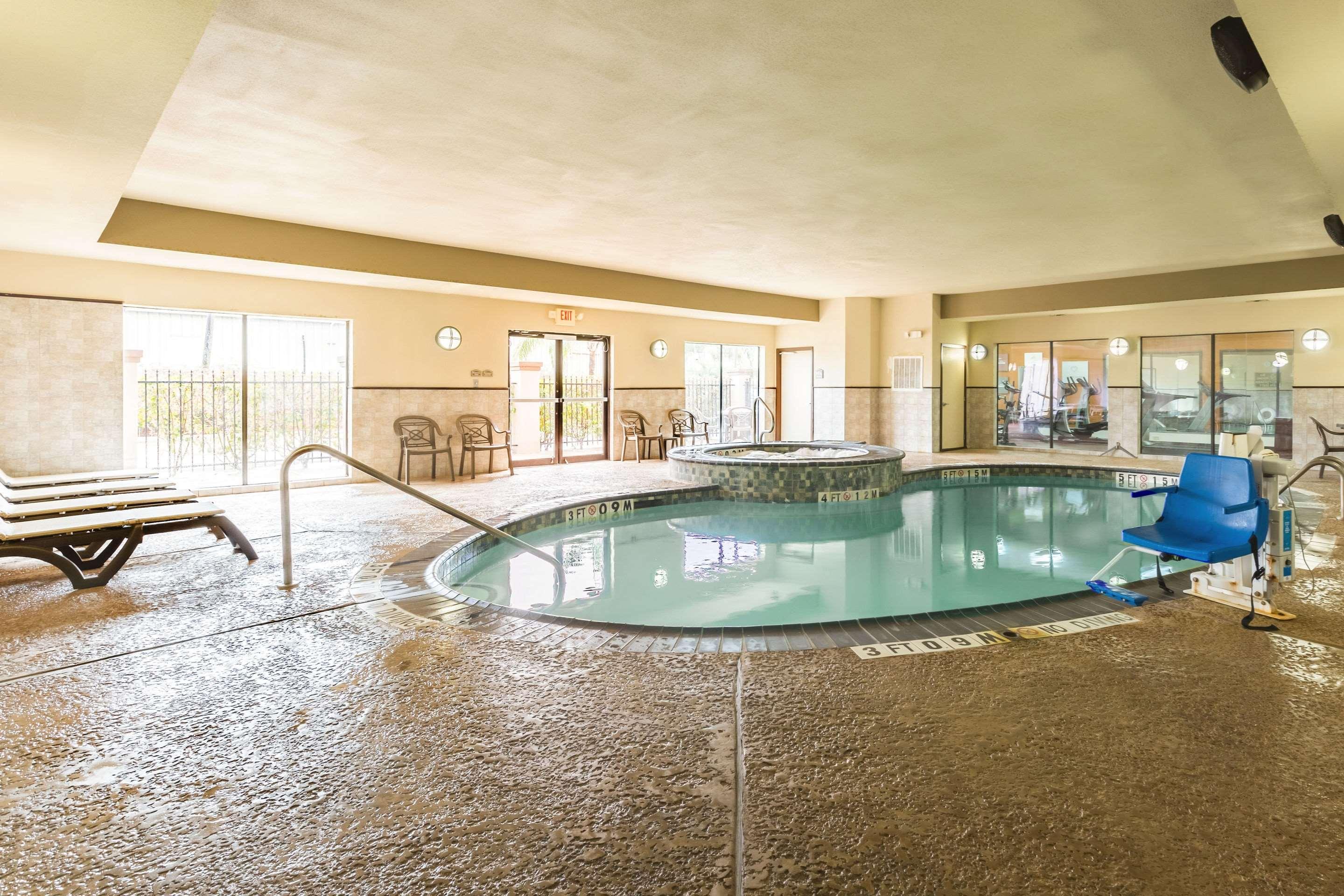 Comfort Suites Beaumont — photo 5