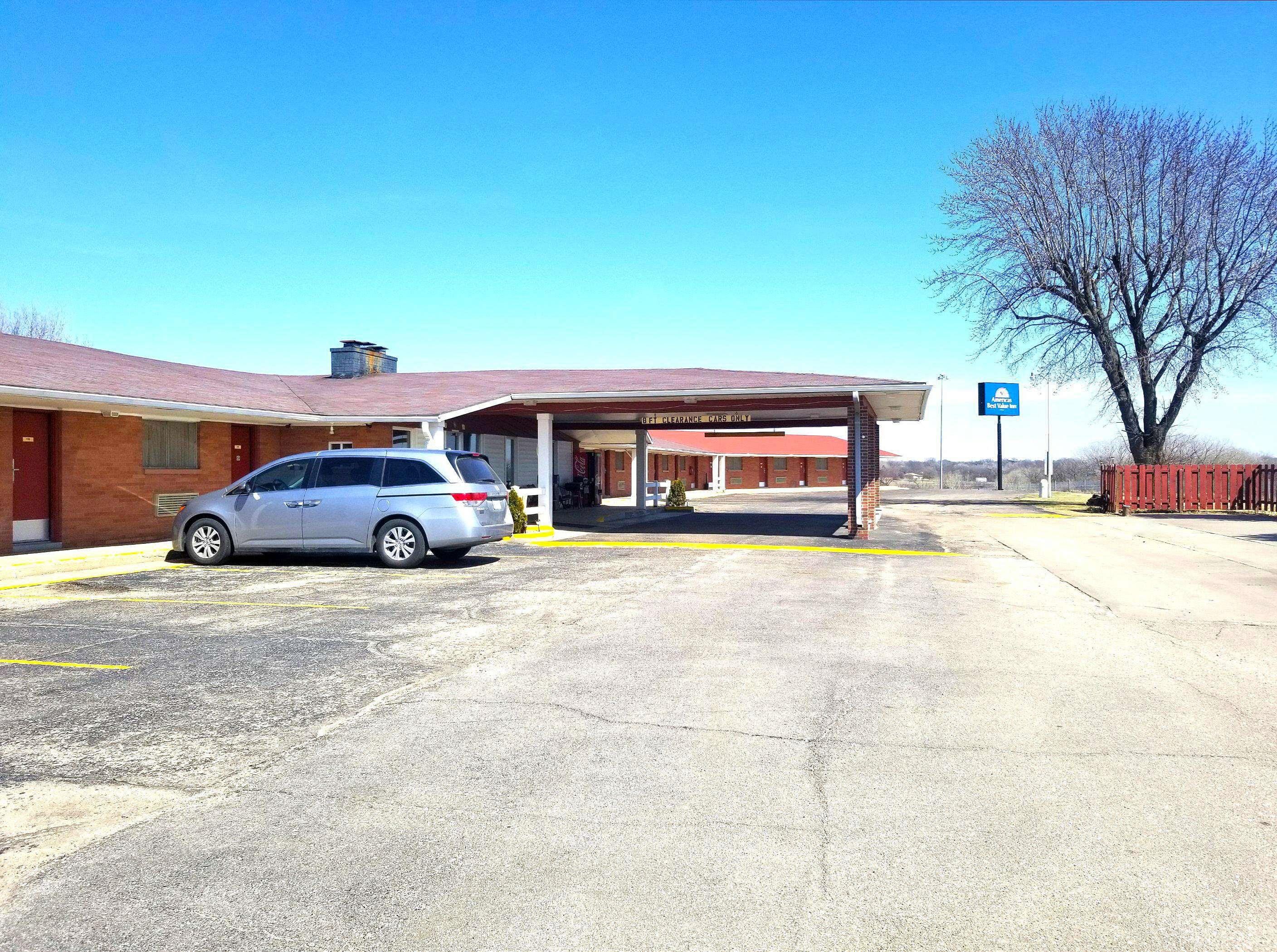 Americas Best Value Inn — photo 4
