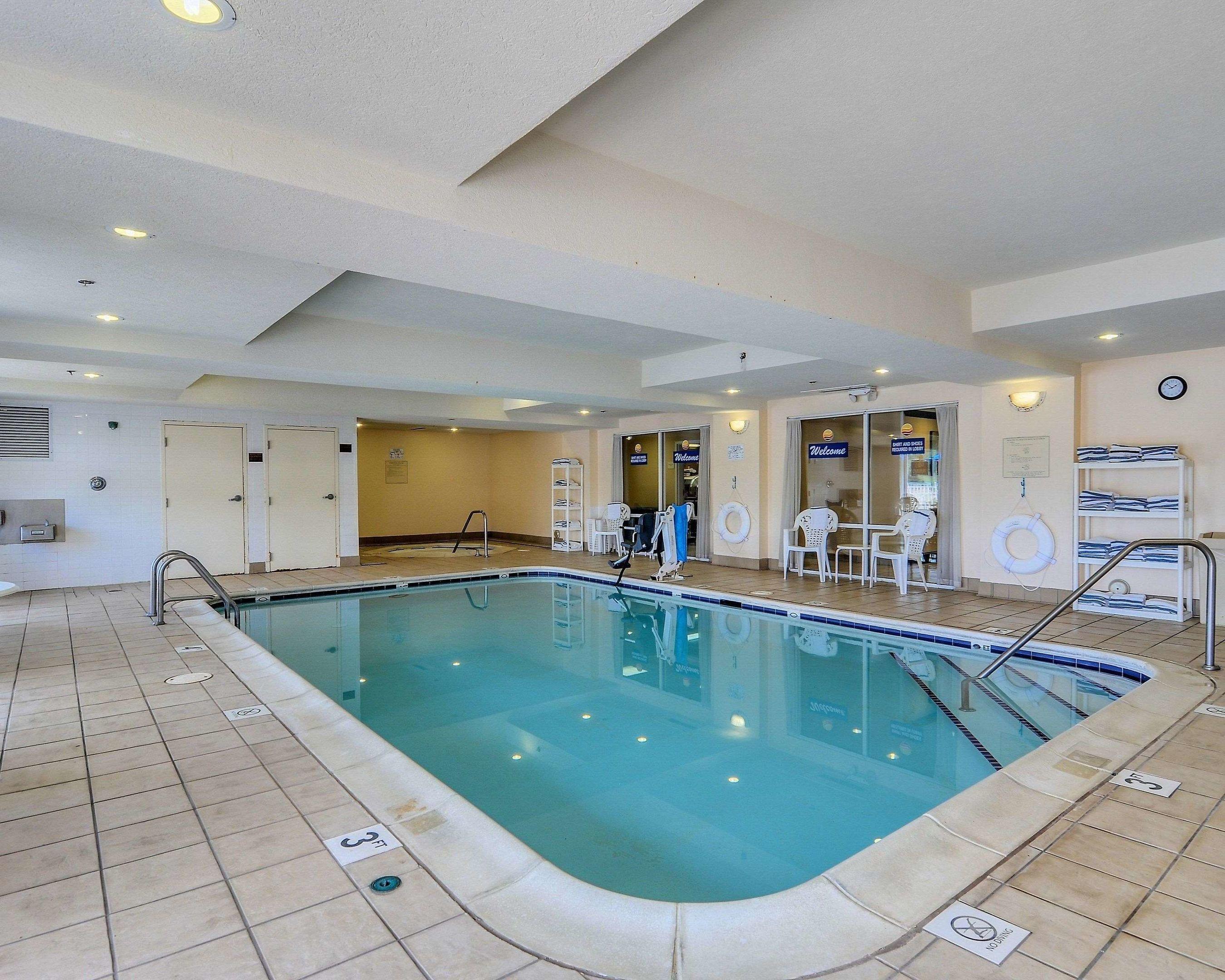 Comfort Inn — photo 4