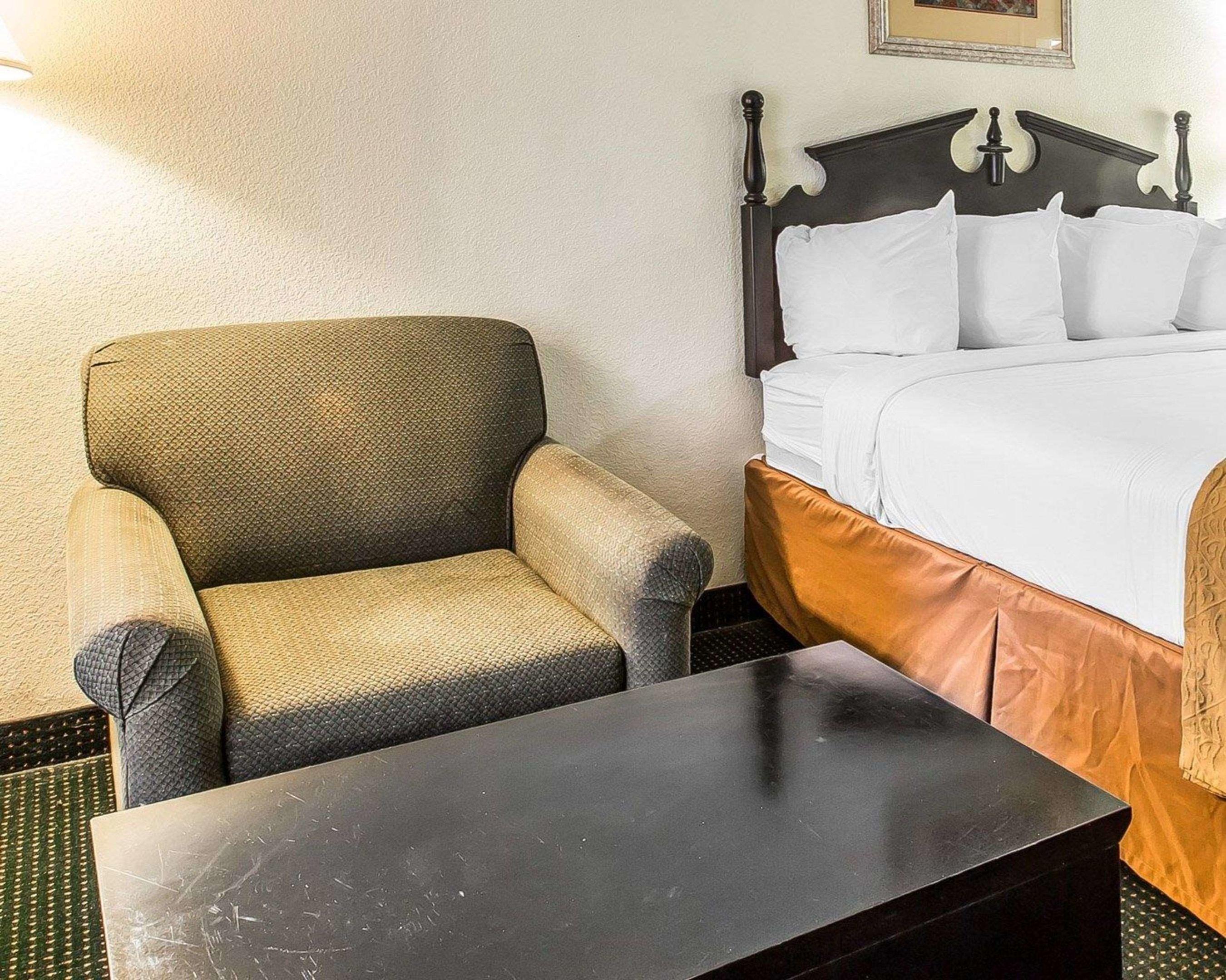 Quality Inn & Suites — photo 4
