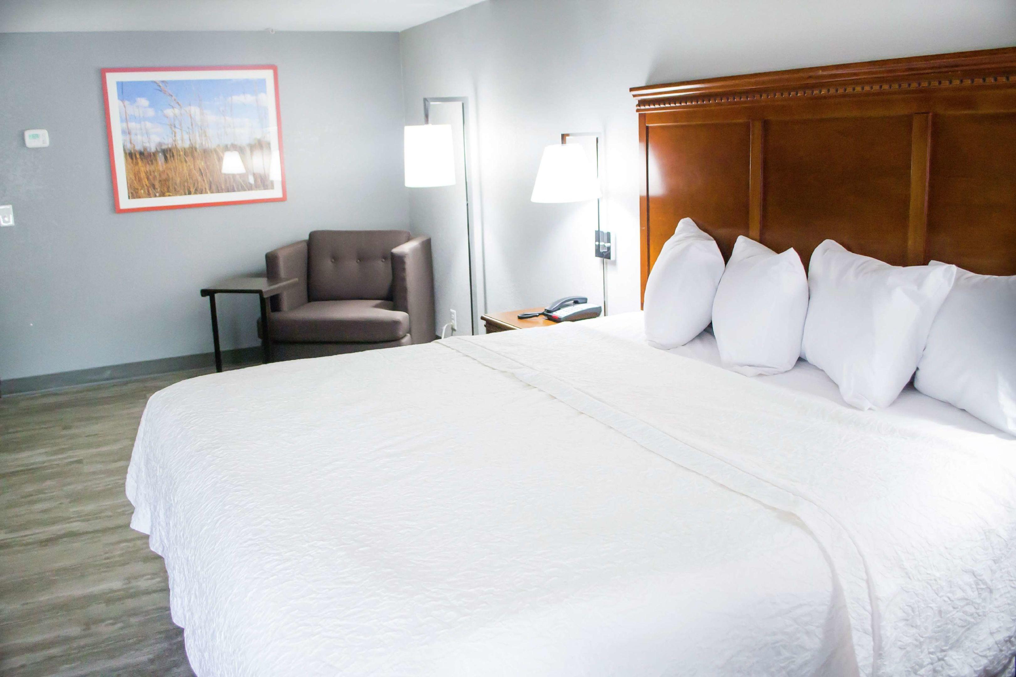 Hampton Inn Marion — photo 4