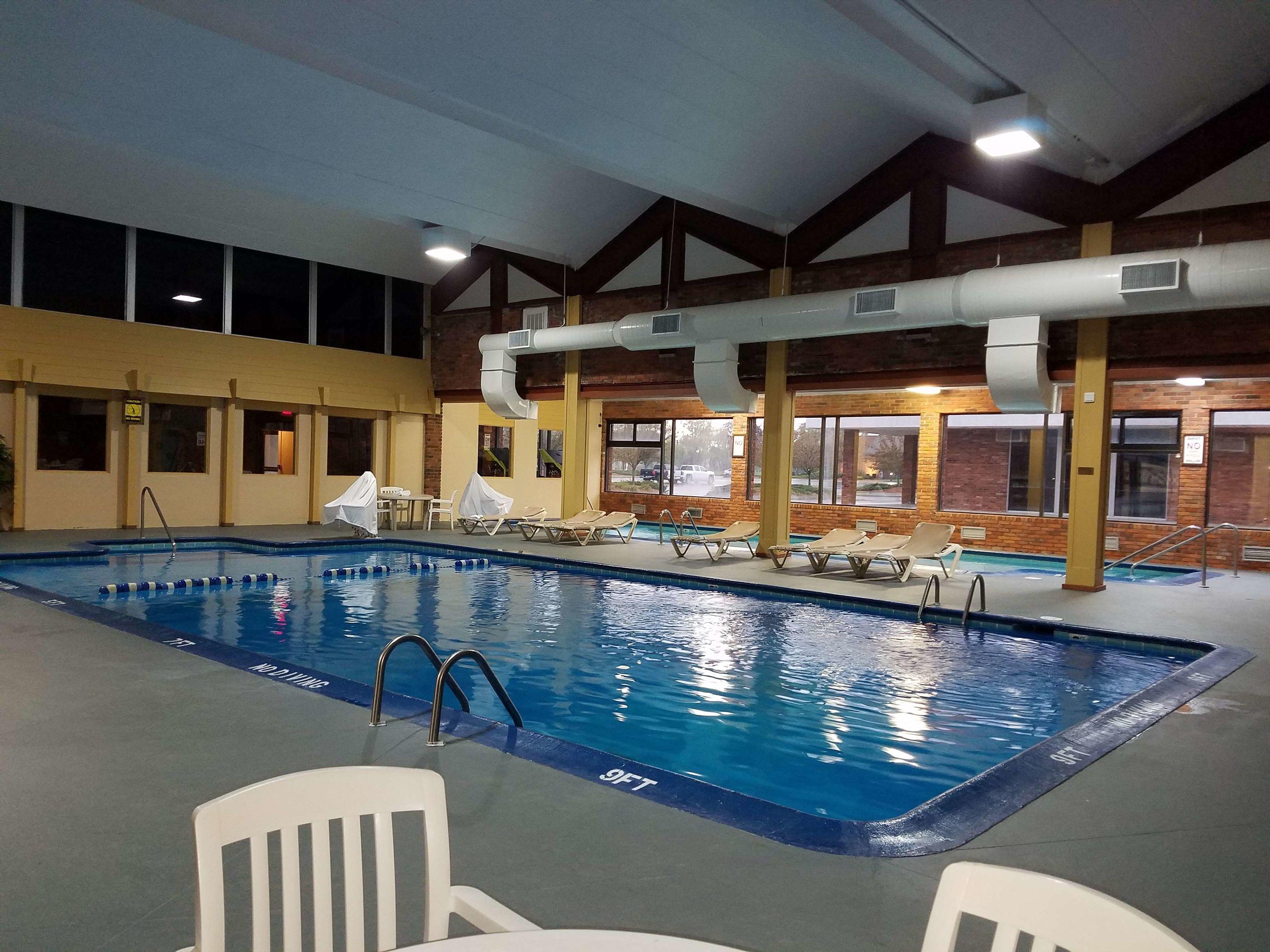 Best Western Valley Plaza Inn — photo 4