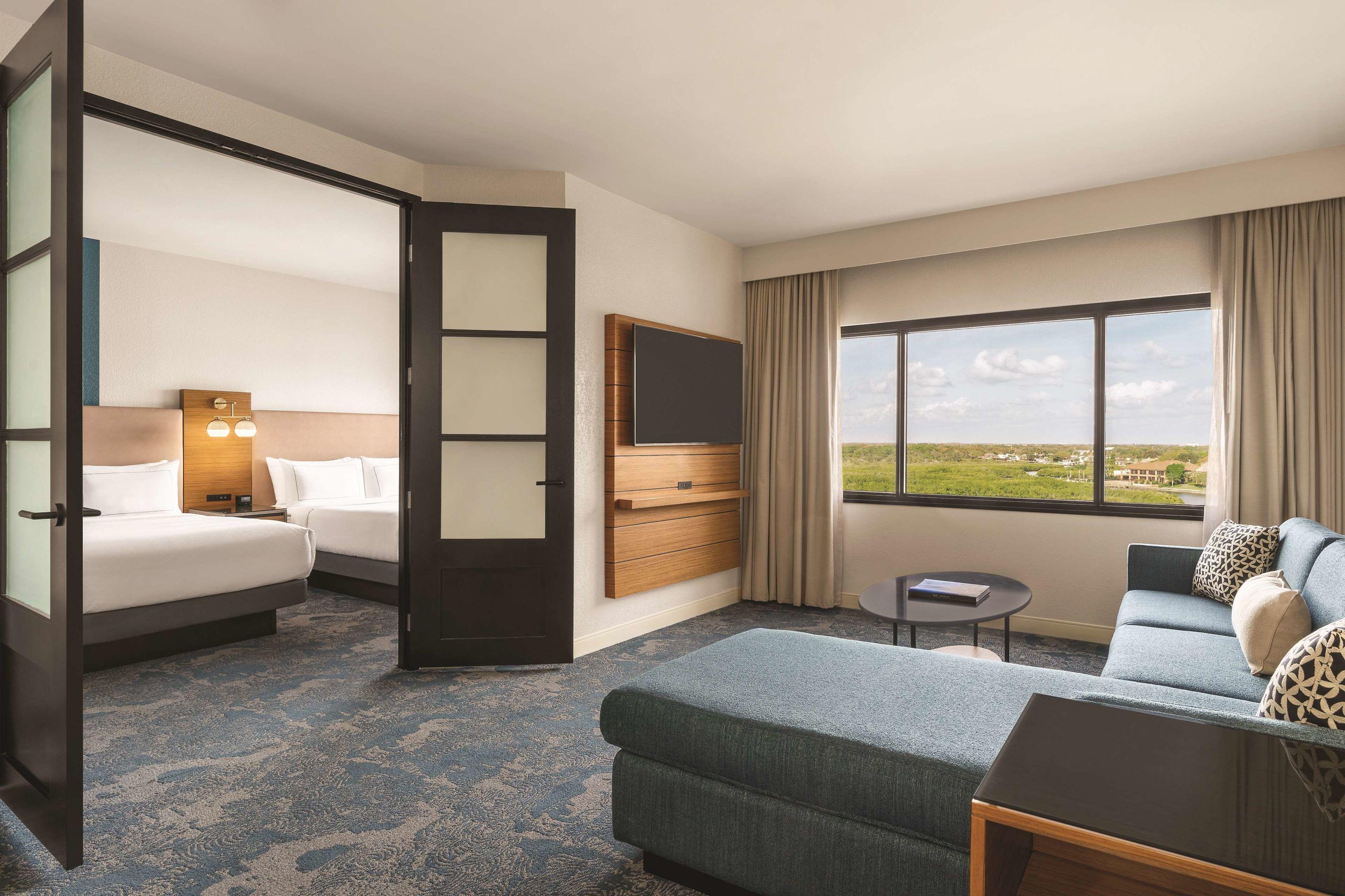 DoubleTree by Hilton Tampa Rocky Point Waterfront — photo 5