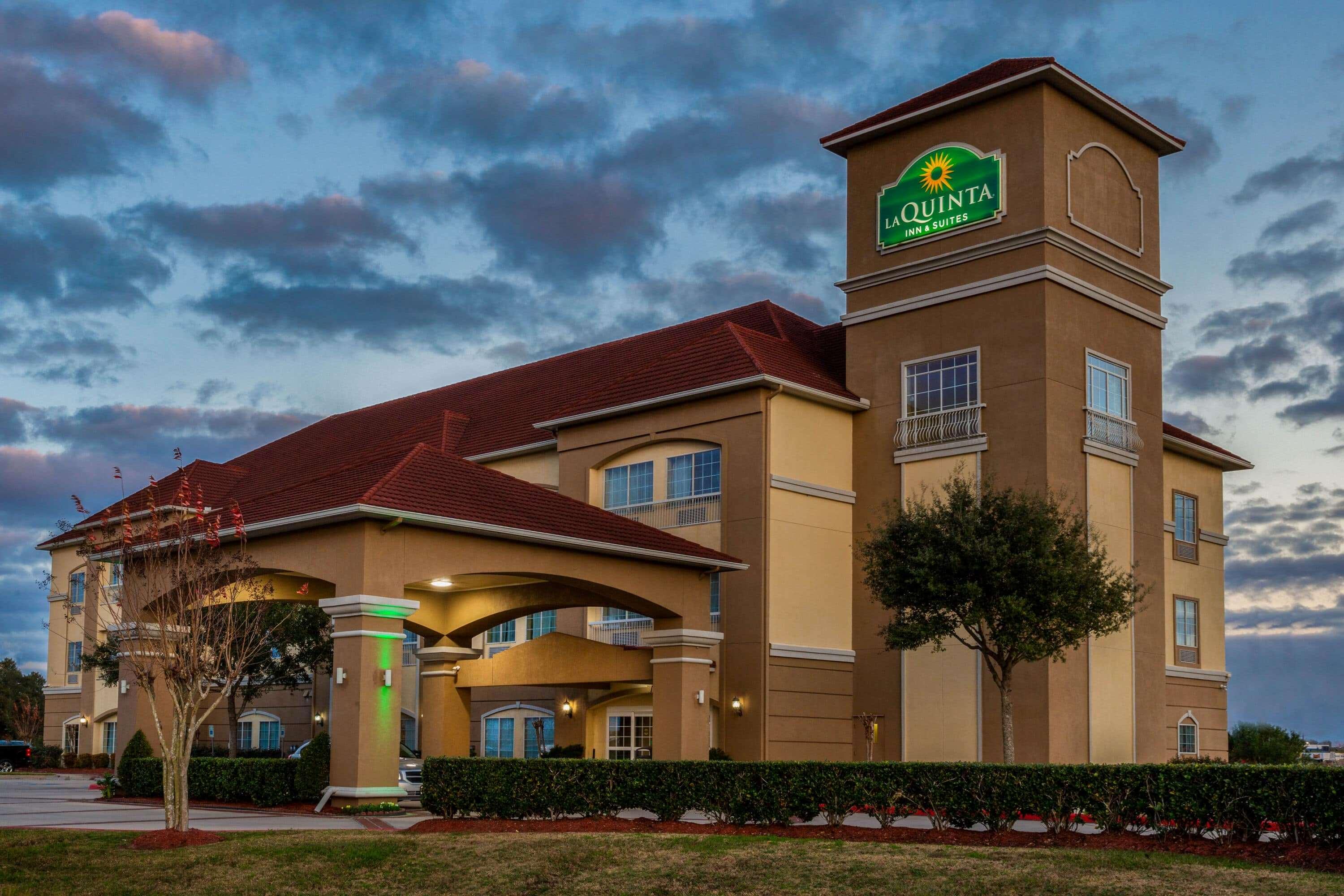 La Quinta Inn & Suites Angleton — photo 5