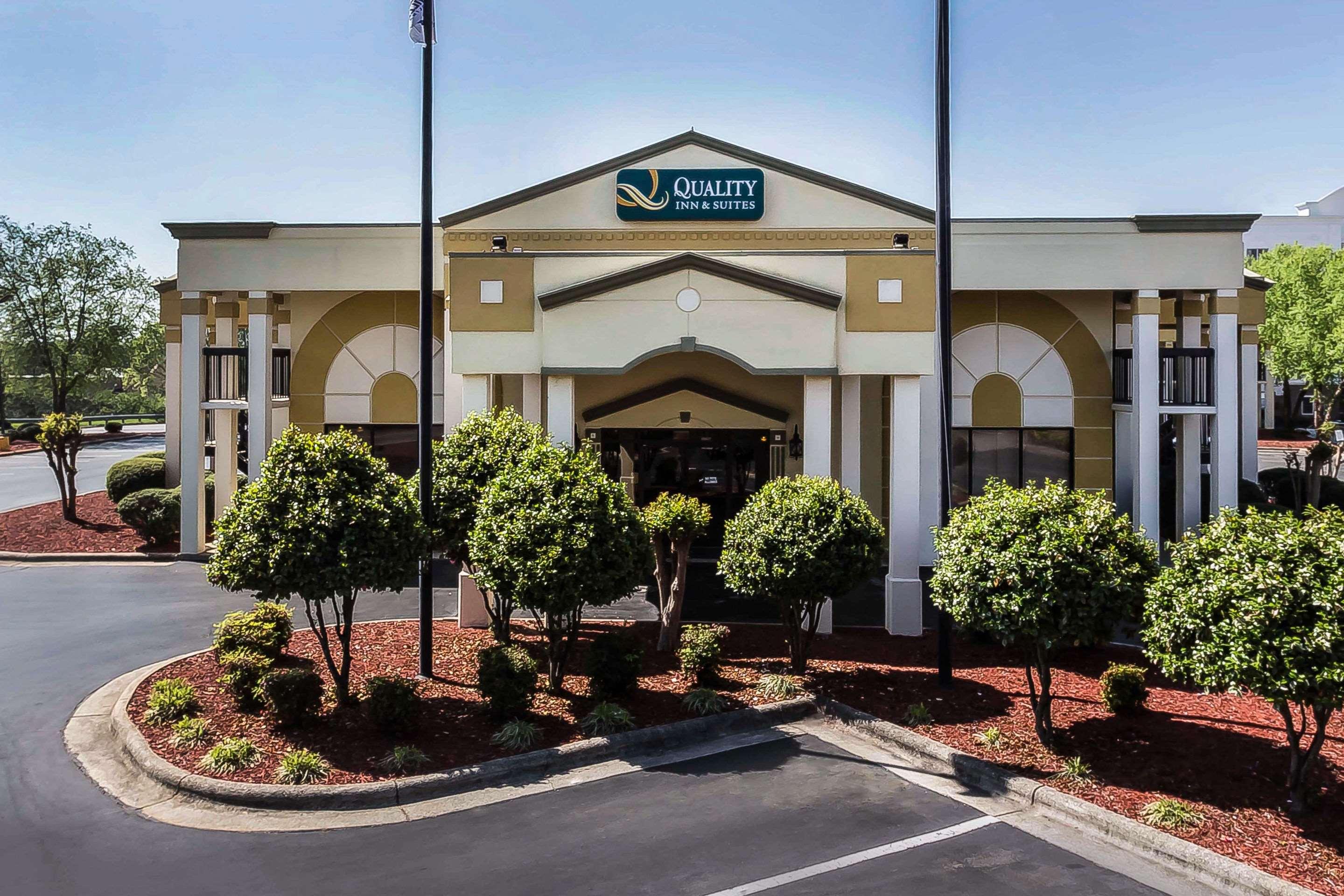 Quality Inn & Suites Mooresville — photo 3
