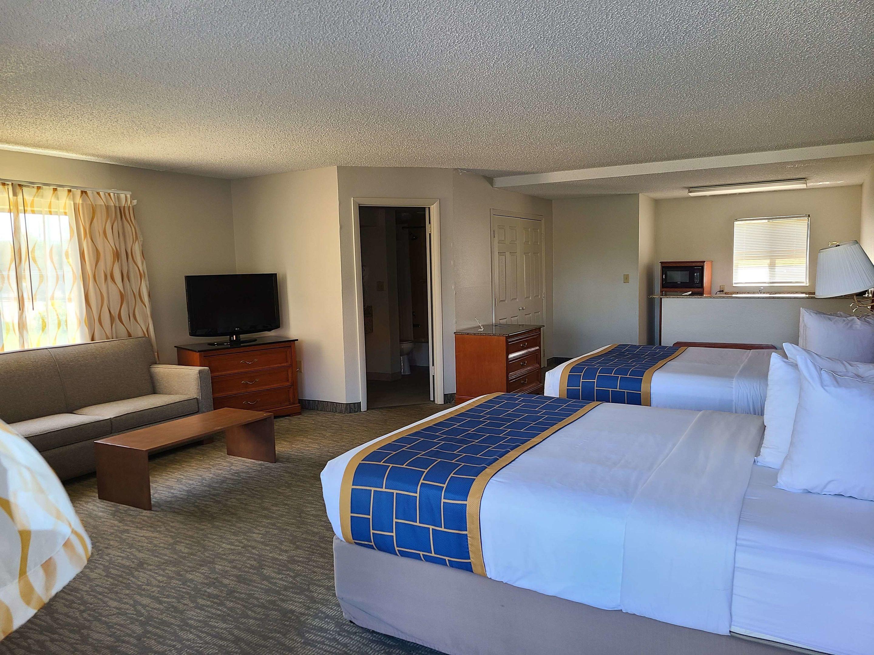 Days Inn & Suites Orlando / UCF Research Park — photo 5