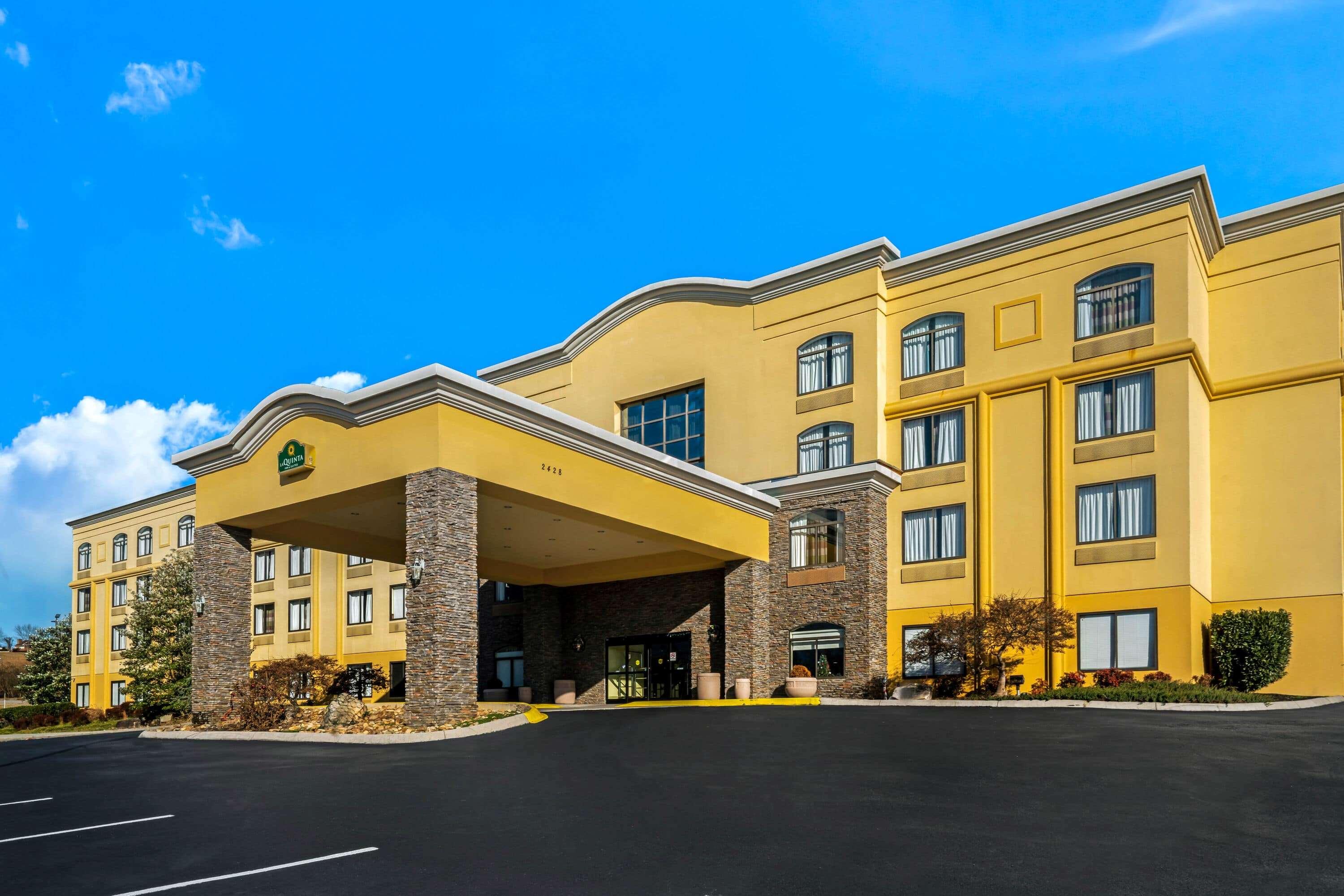 La Quinta Inn & Suites Sevierville — photo 5