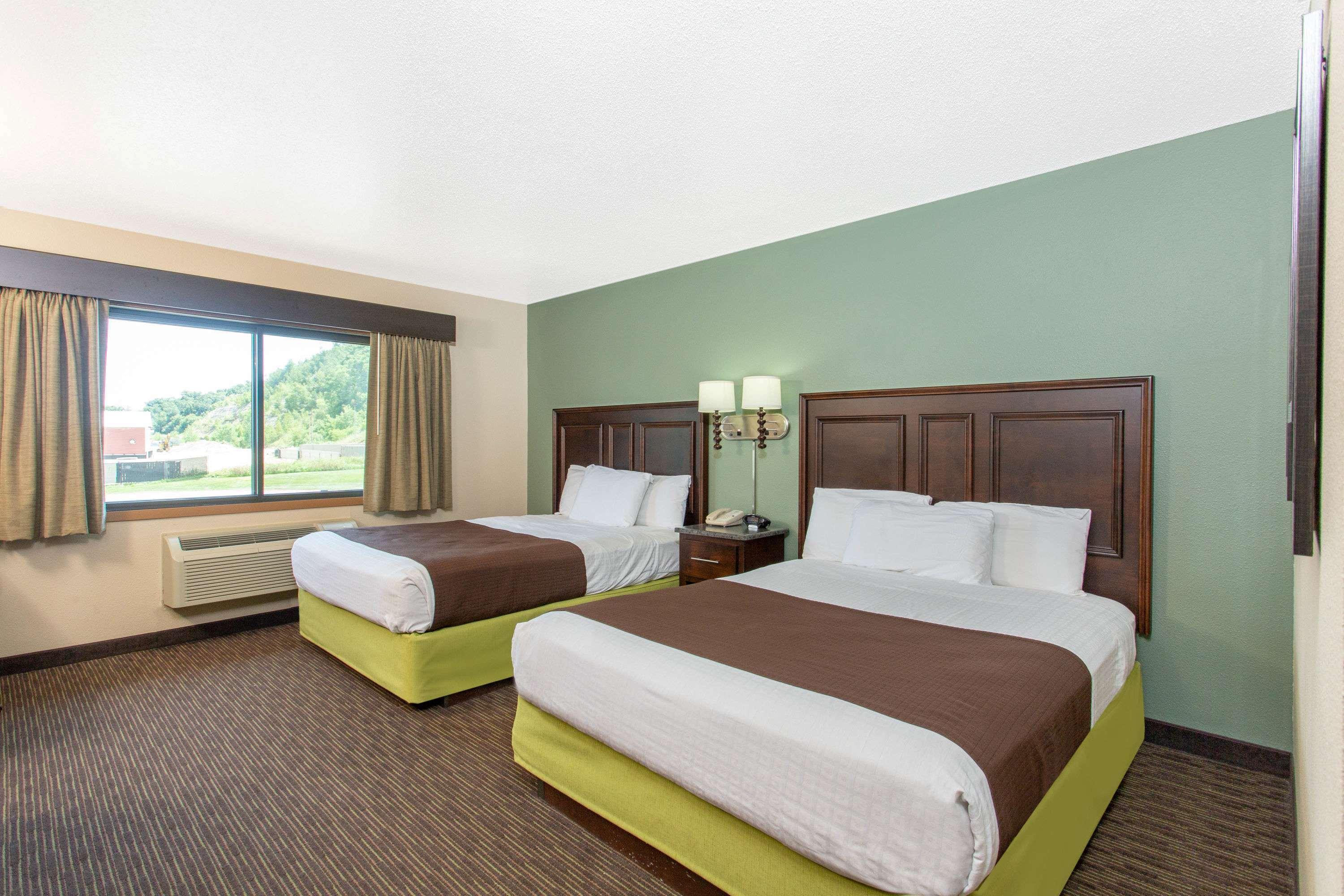 AmericInn by Wyndham West Salem — photo 5