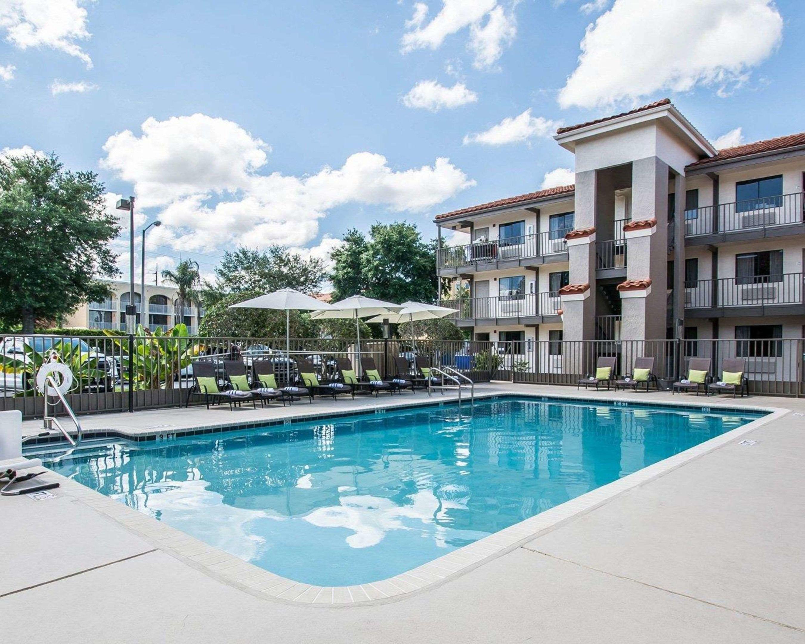 Quality Inn & Suites By the Parks — photo 4