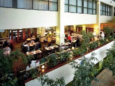 Delta Hotels Calgary Airport In-Terminal — photo 5