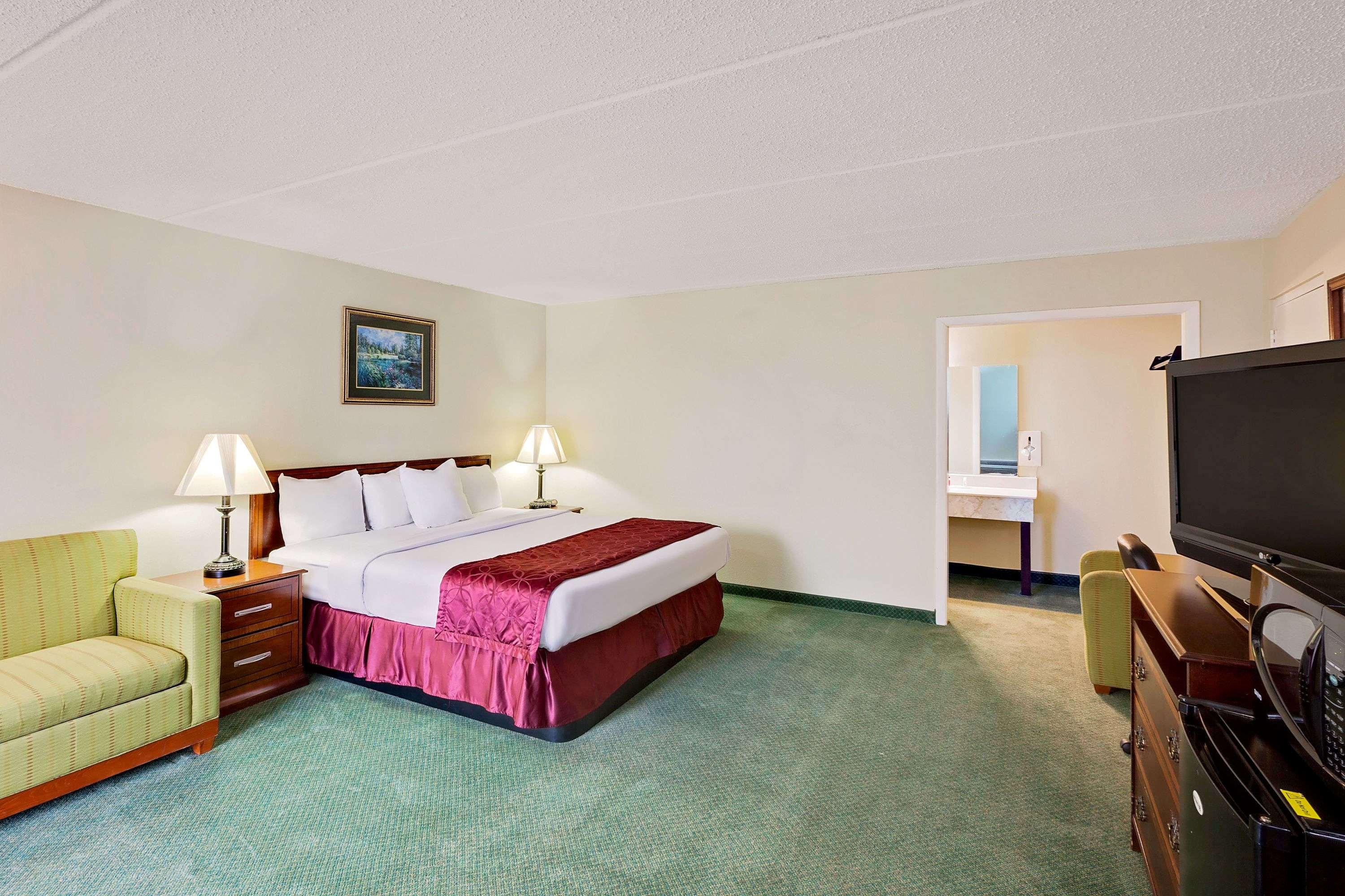 Days Inn Bay City — photo 5