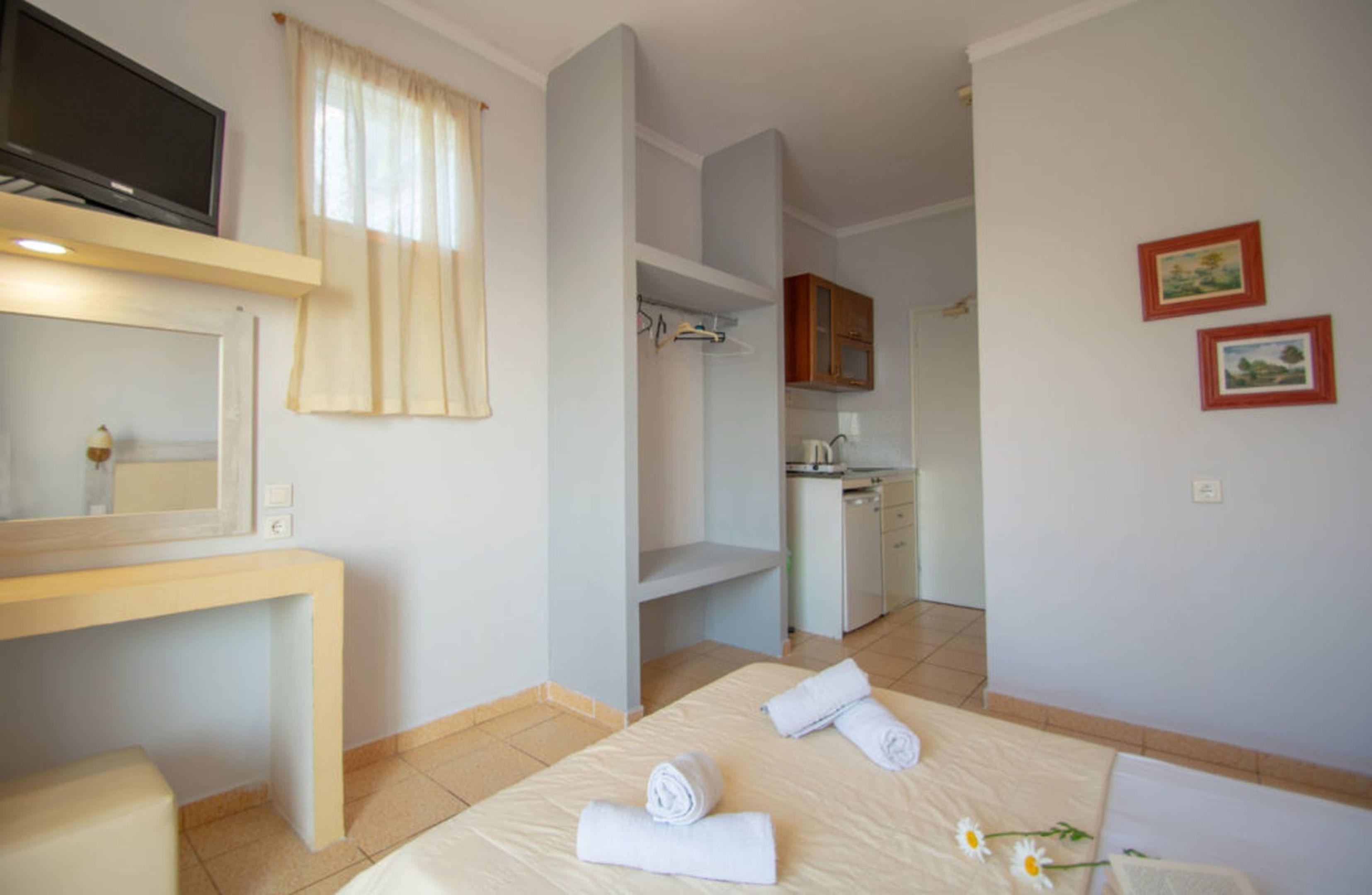 Agoulos Beach Hotel — photo 5