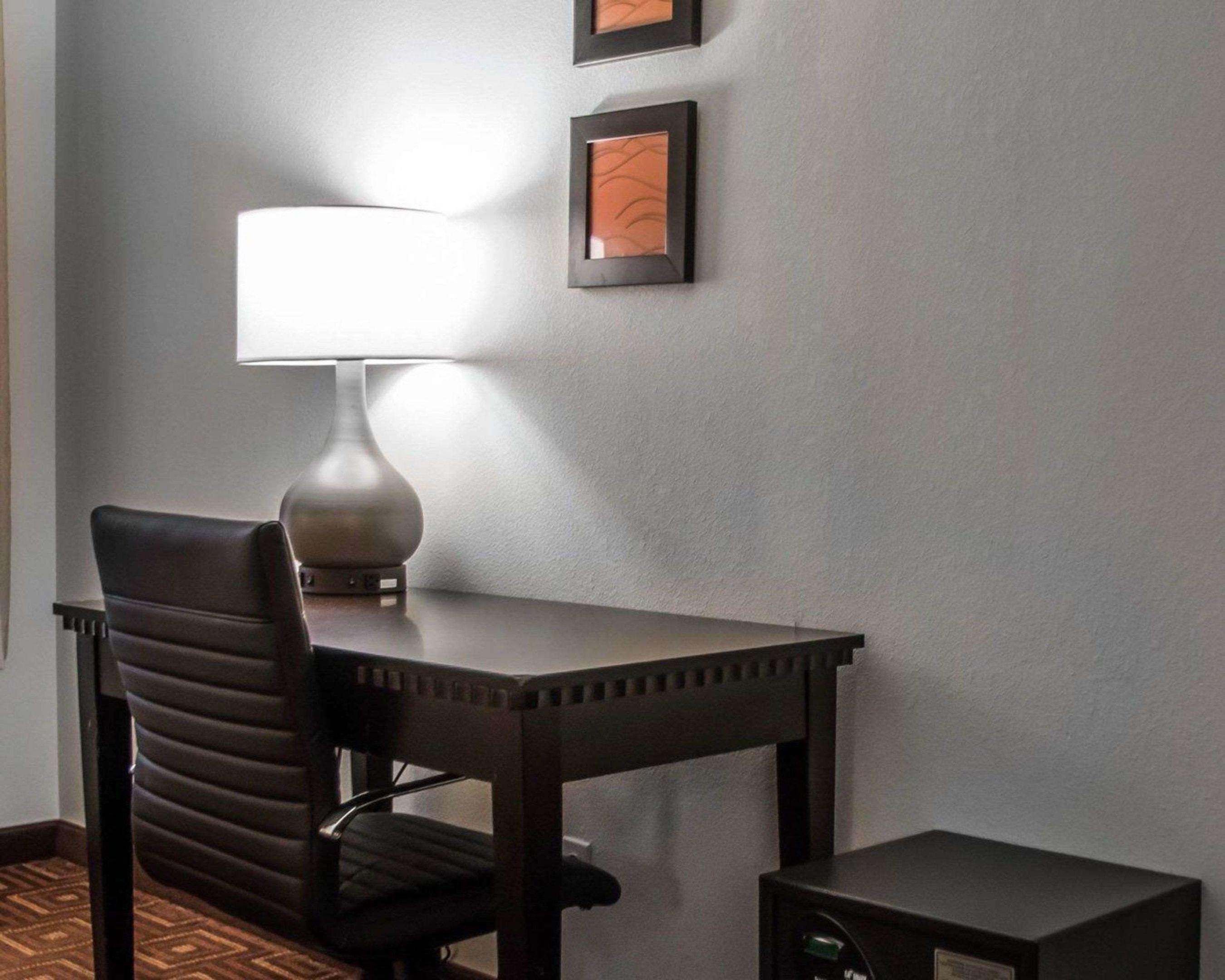 Quality Inn & Suites NJ State Capital Area — photo 5
