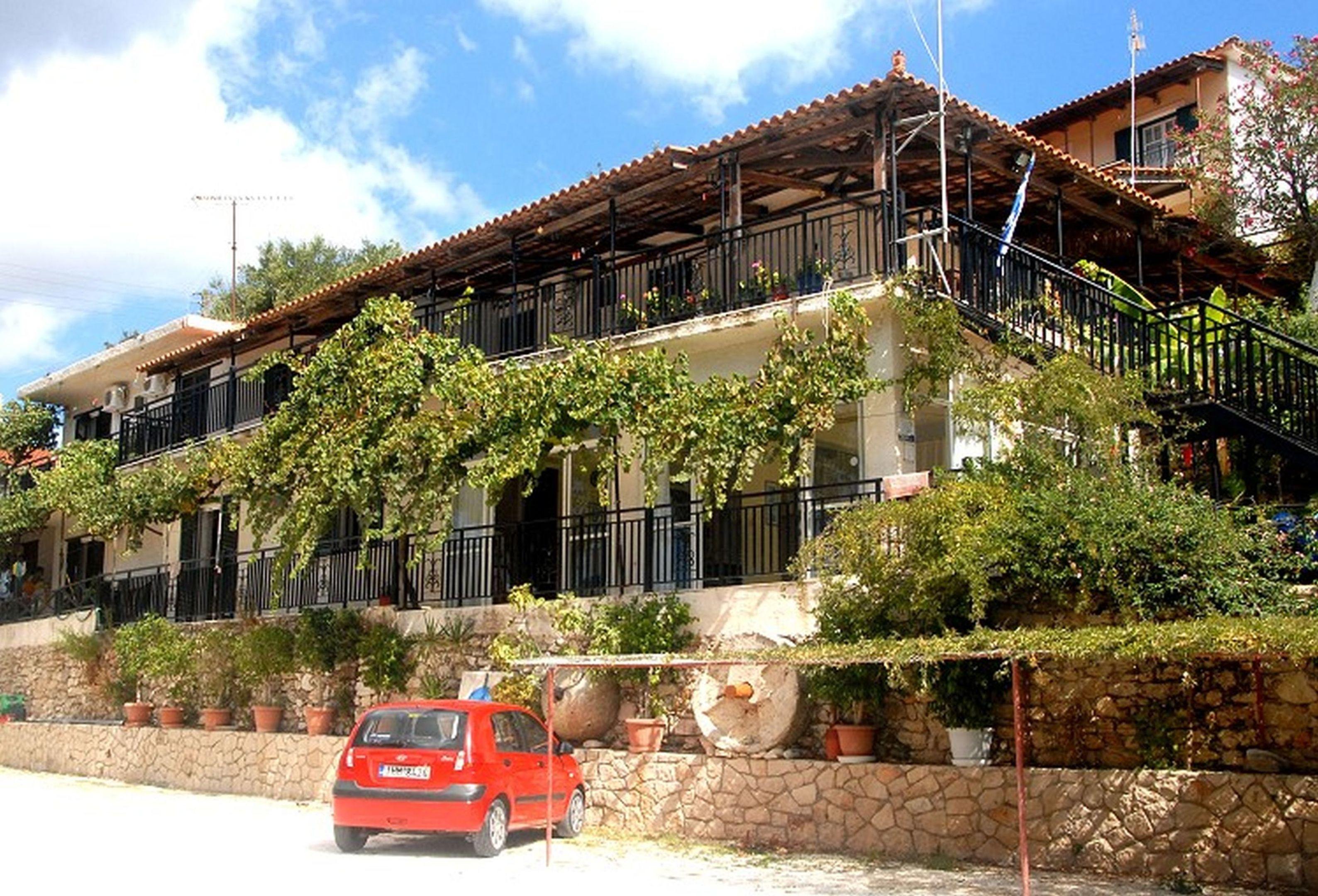 Pansion Limni Studios & Apartments — photo 5