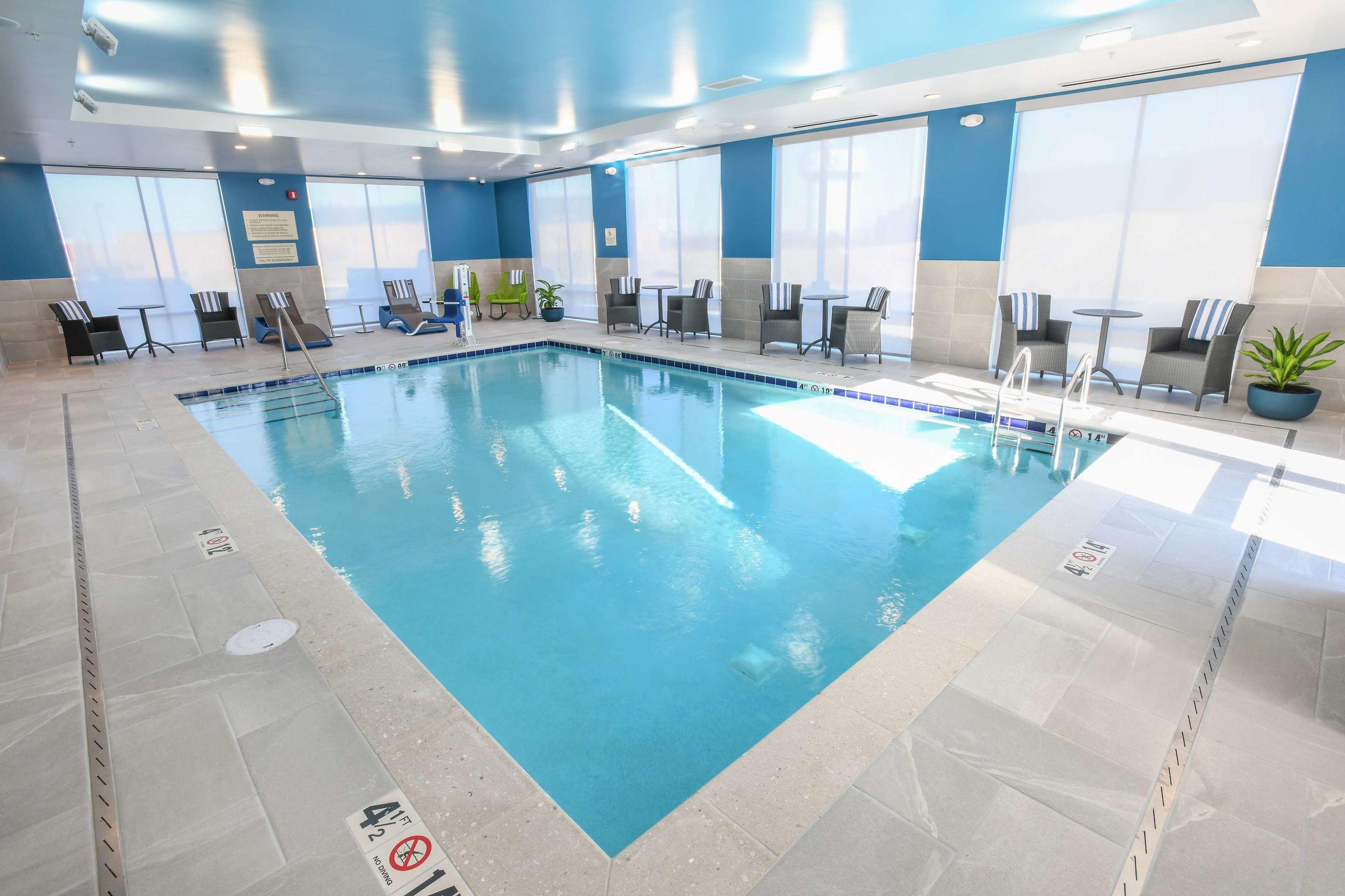 Hampton Inn & Suites Cincinnati Liberty Township — photo 5