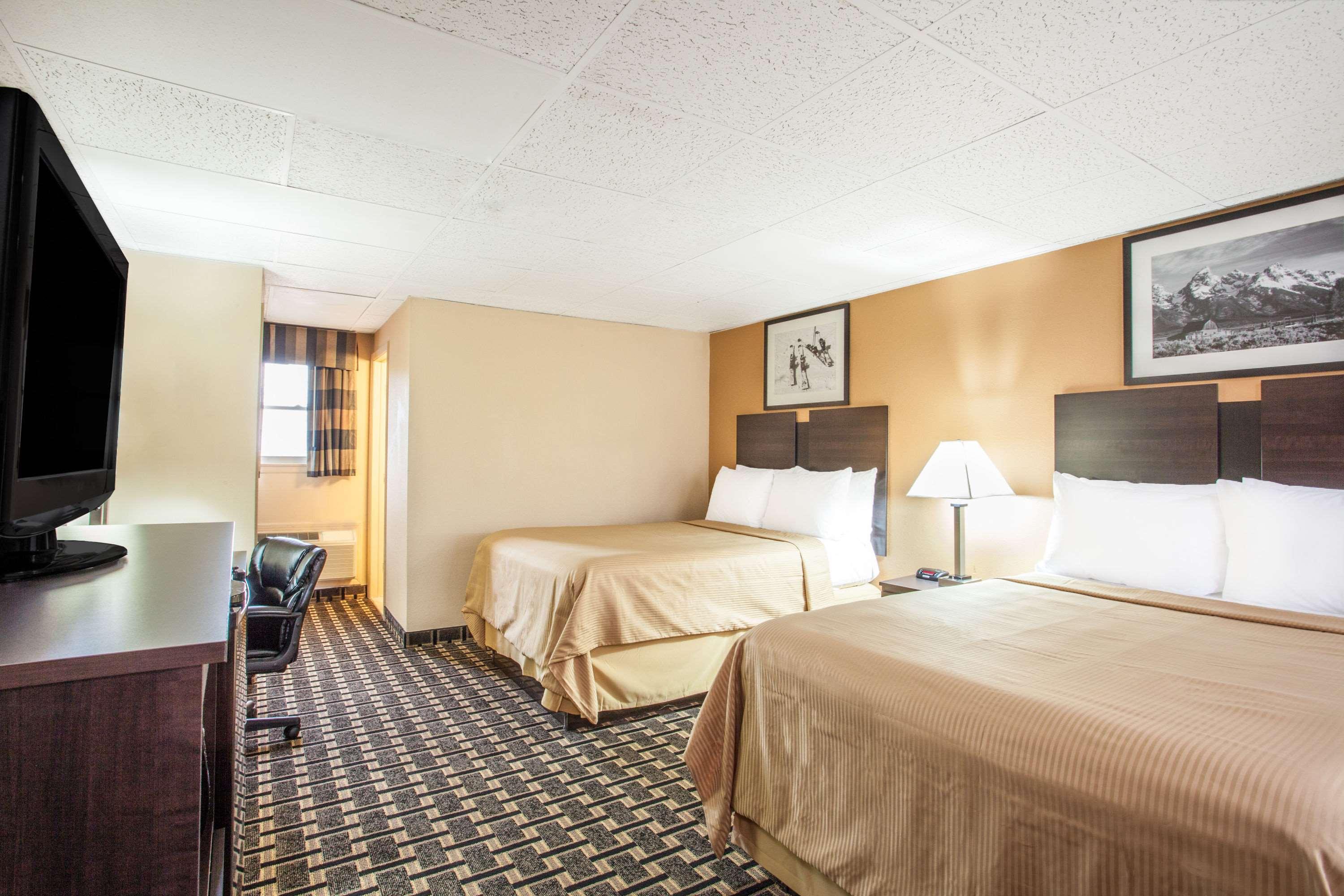 Travelodge South Burlington — photo 5