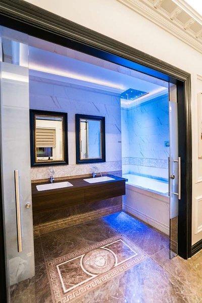 Diamond Suites — photo 3