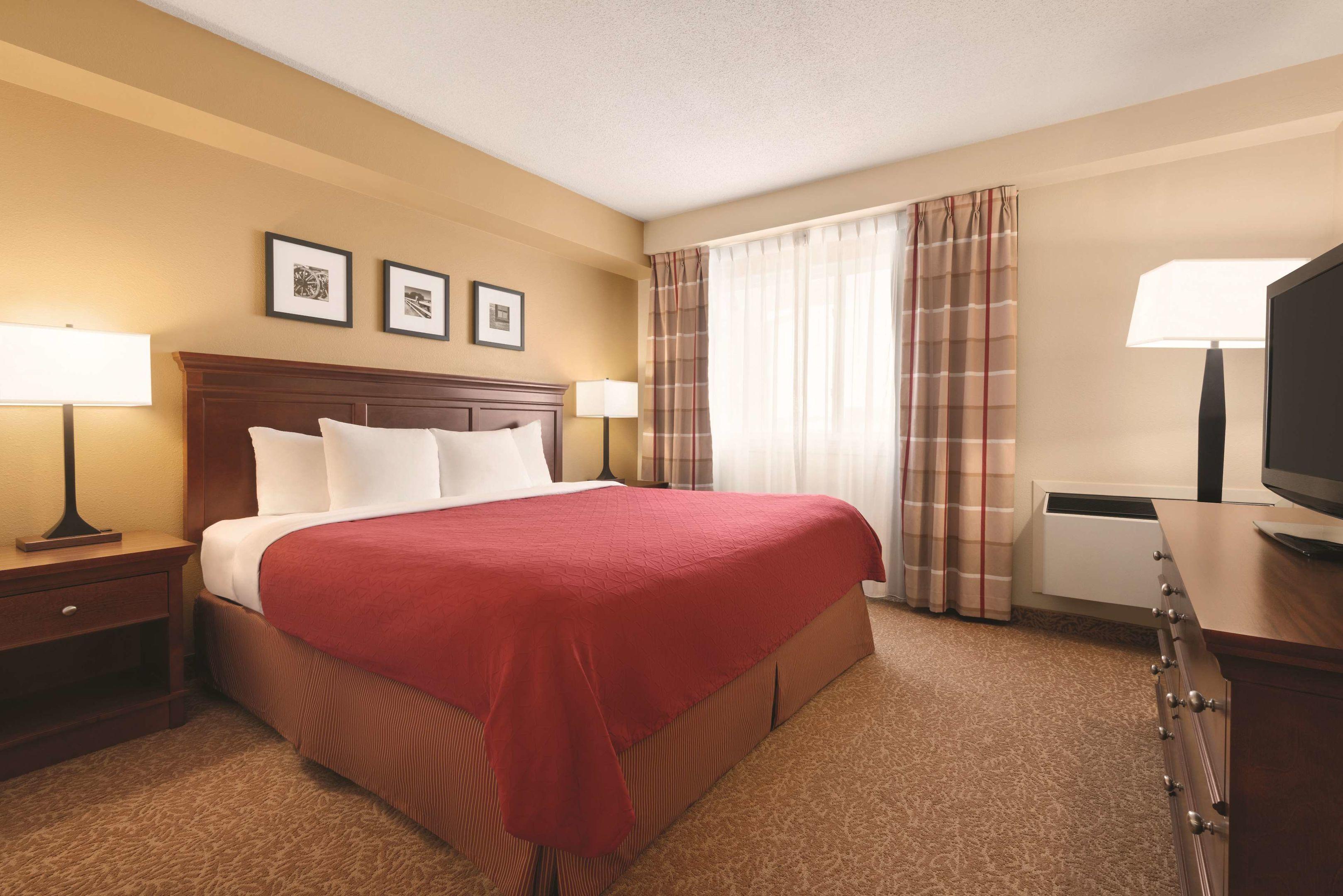 Country Inn & Suites by Radisson, Saskatoon, SK — photo 5