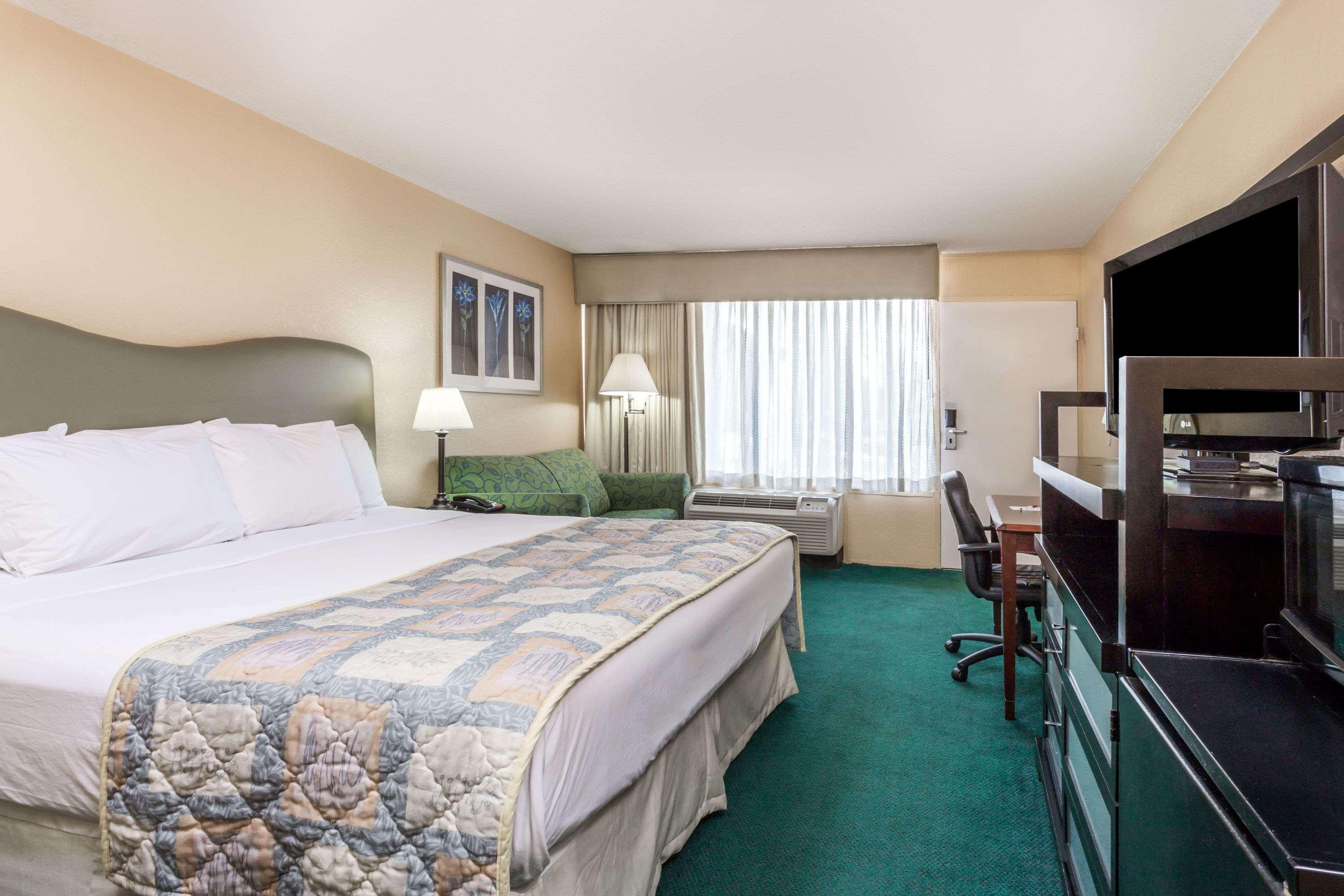 Ramada Altamonte Springs — photo 5