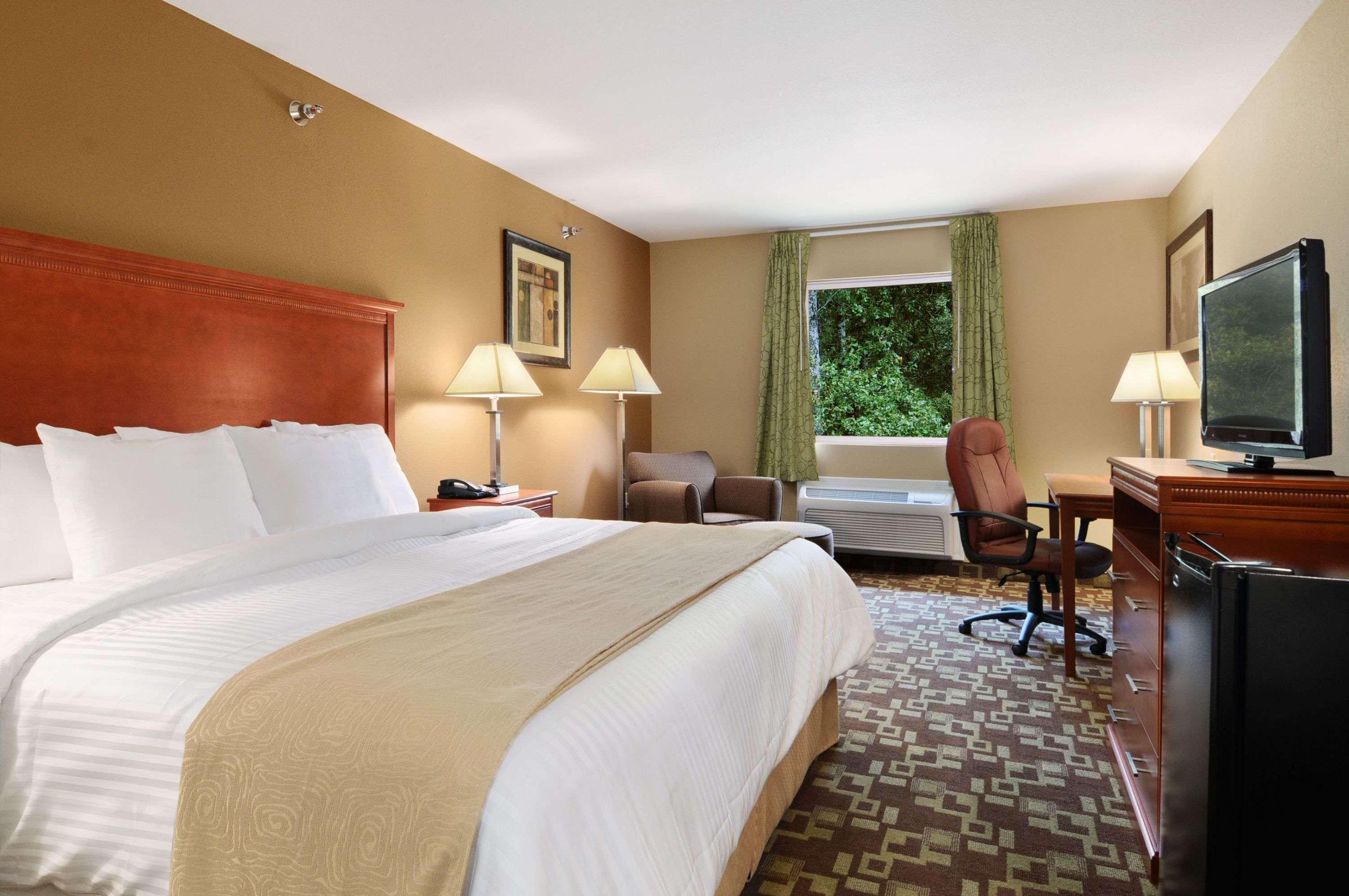 Days Inn & Suites - Cabot — photo 5