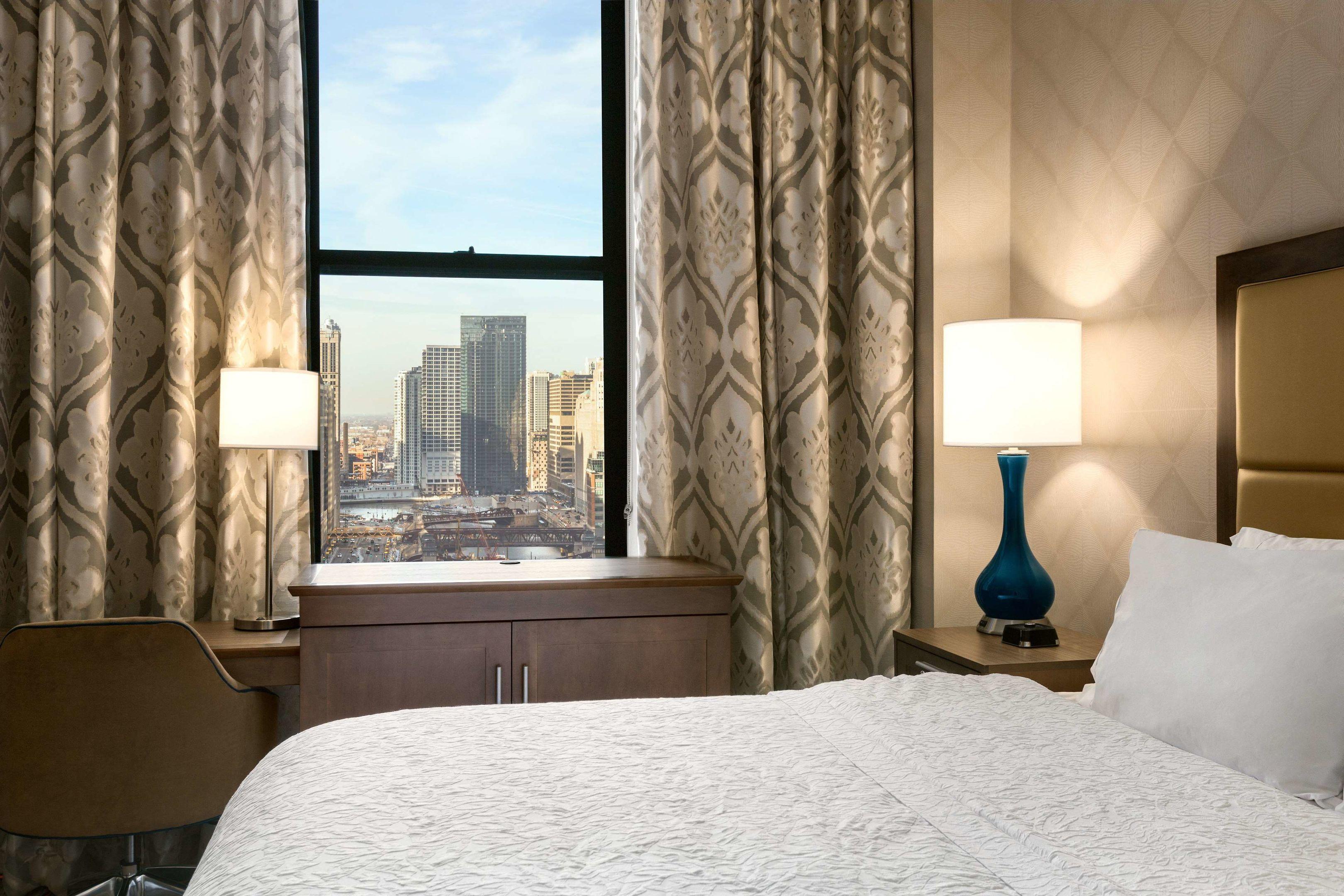 Hampton Inn Chicago Downtown N Loop/Michigan Ave — photo 5