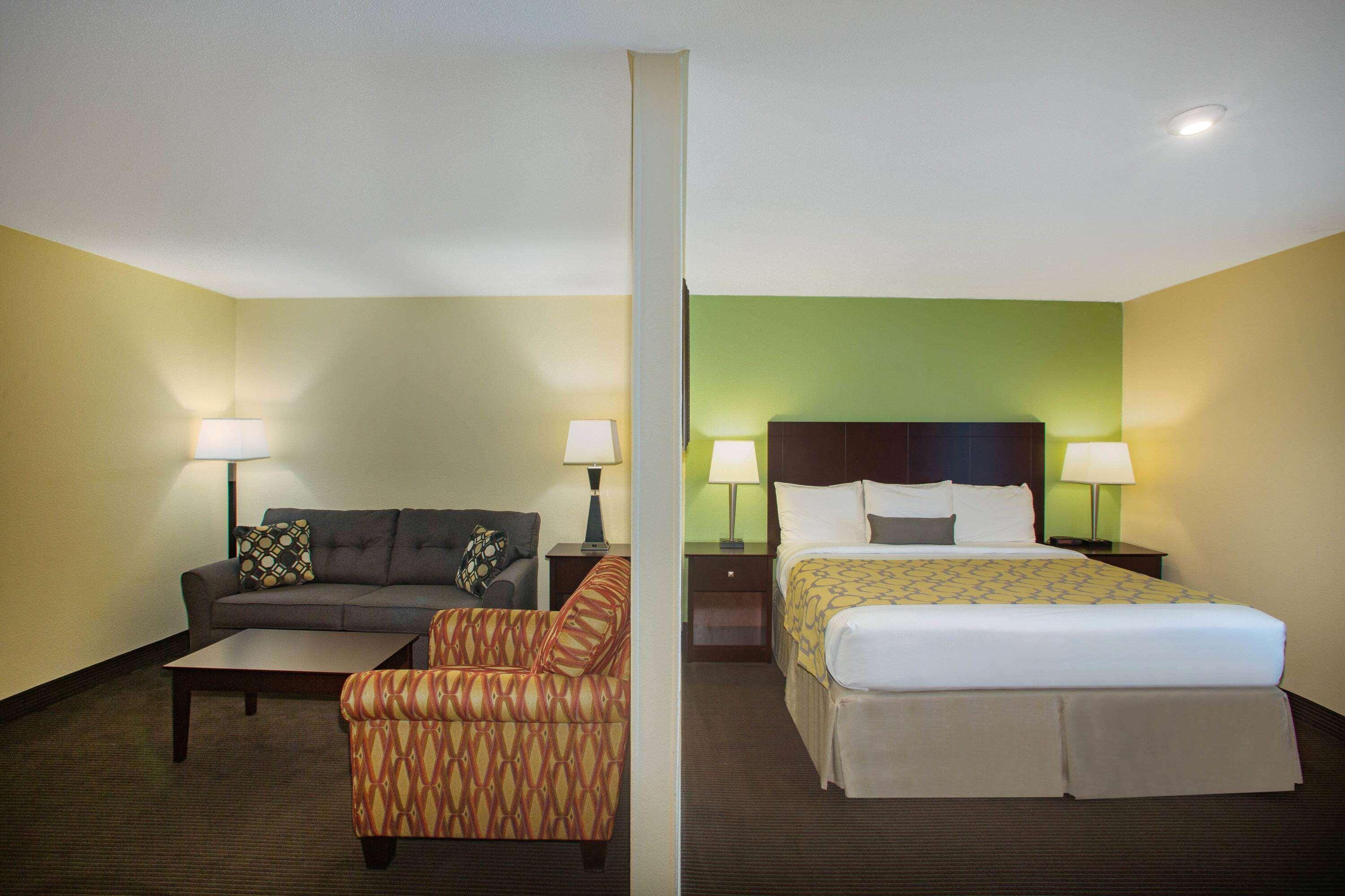 Baymont by Wyndham Jefferson City — photo 3